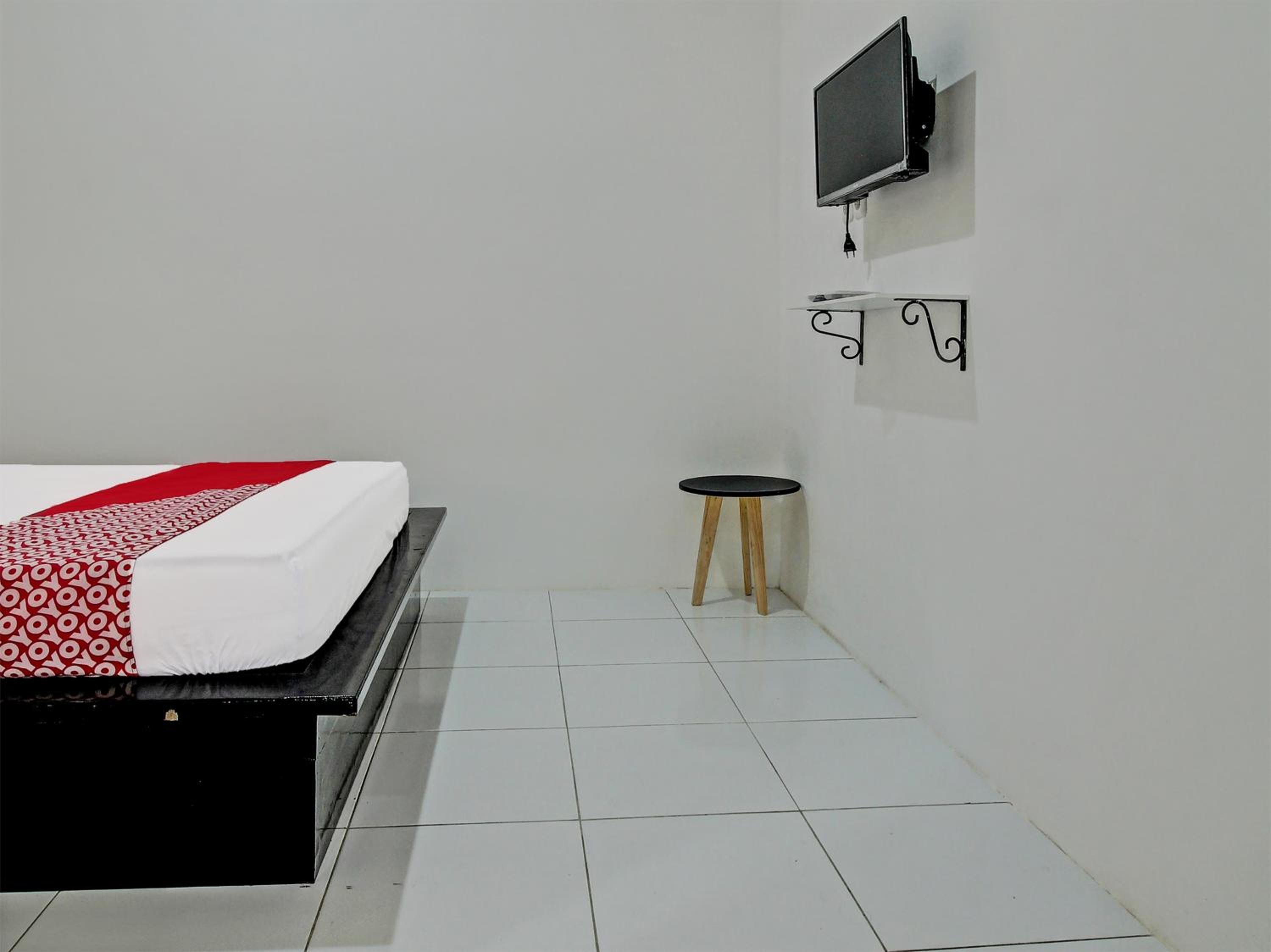 Standard Double Room - Photo 6