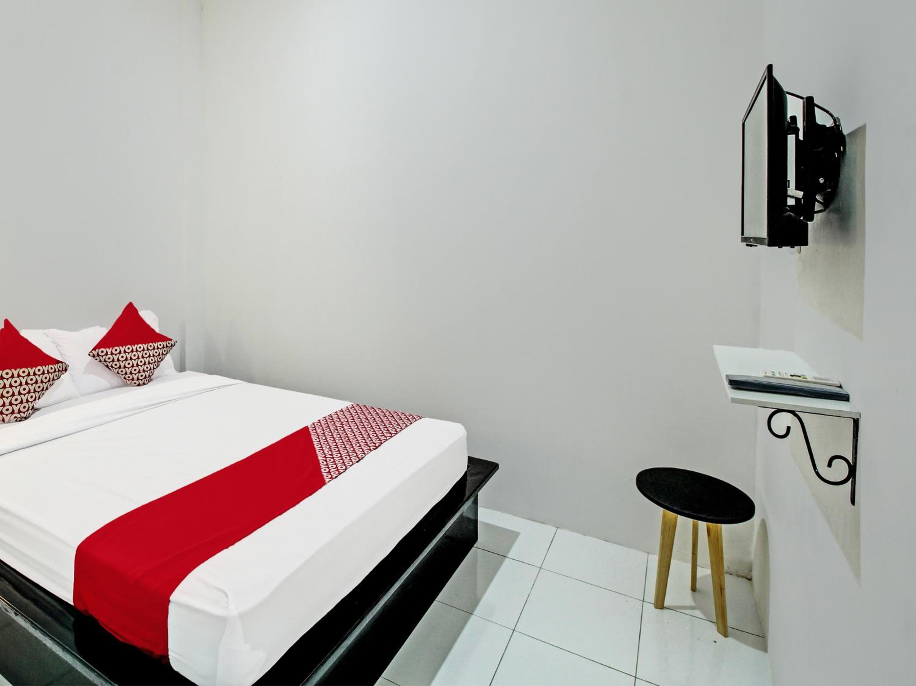 Standard Double Room - Photo 7