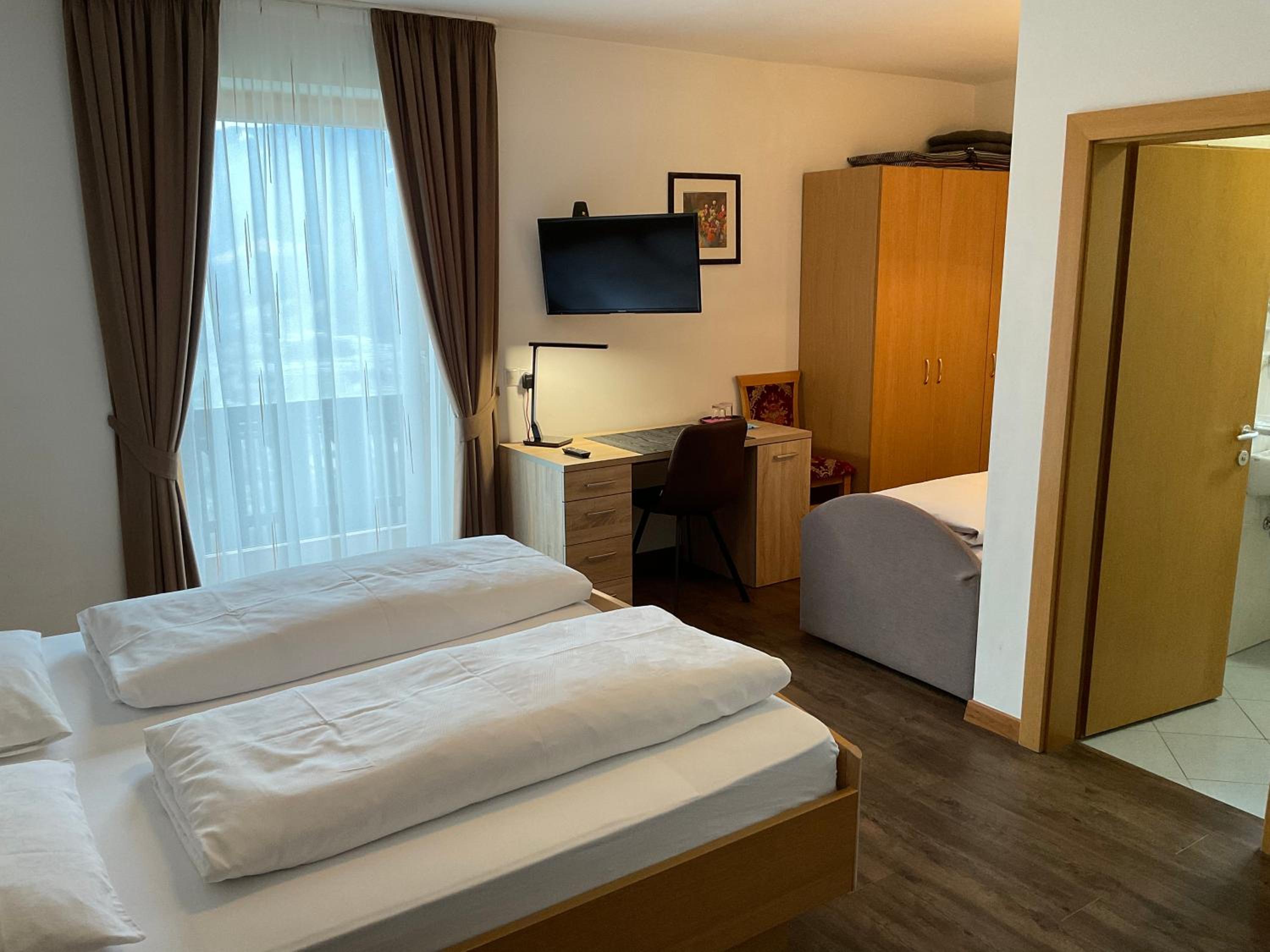 Triple Room - Photo 1