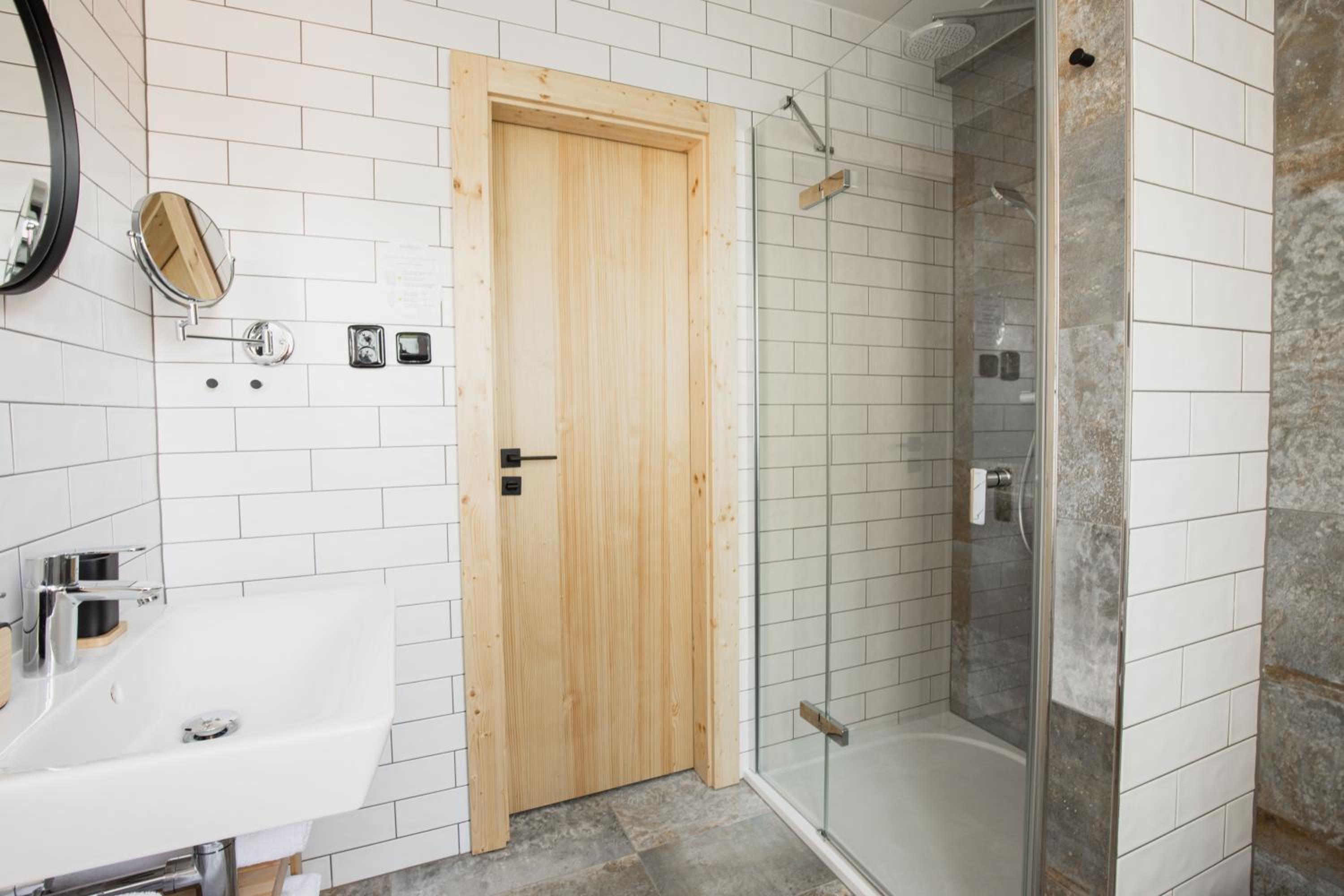 Triple Room - Photo 14