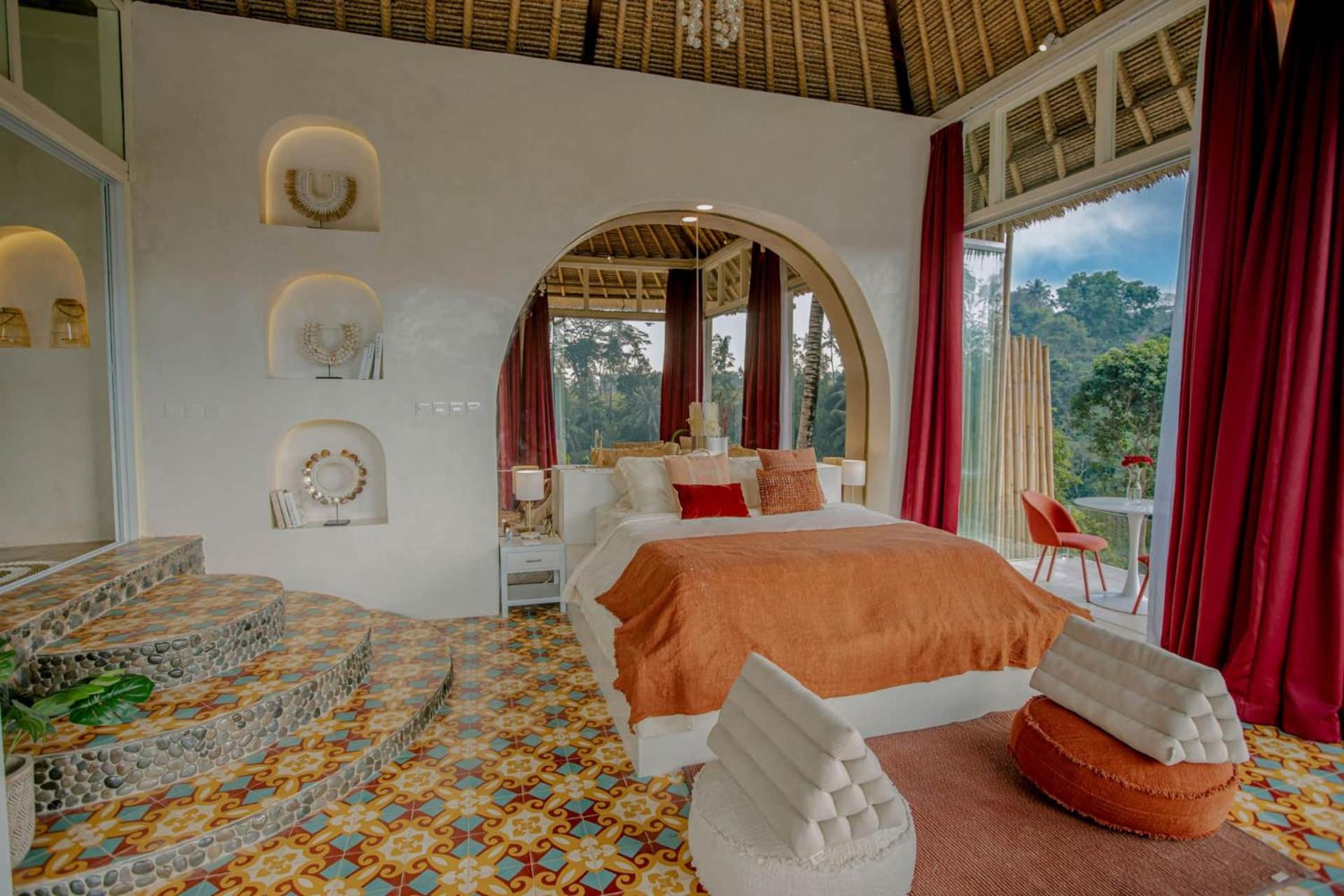 Deluxe Queen Suite - Photo 6
