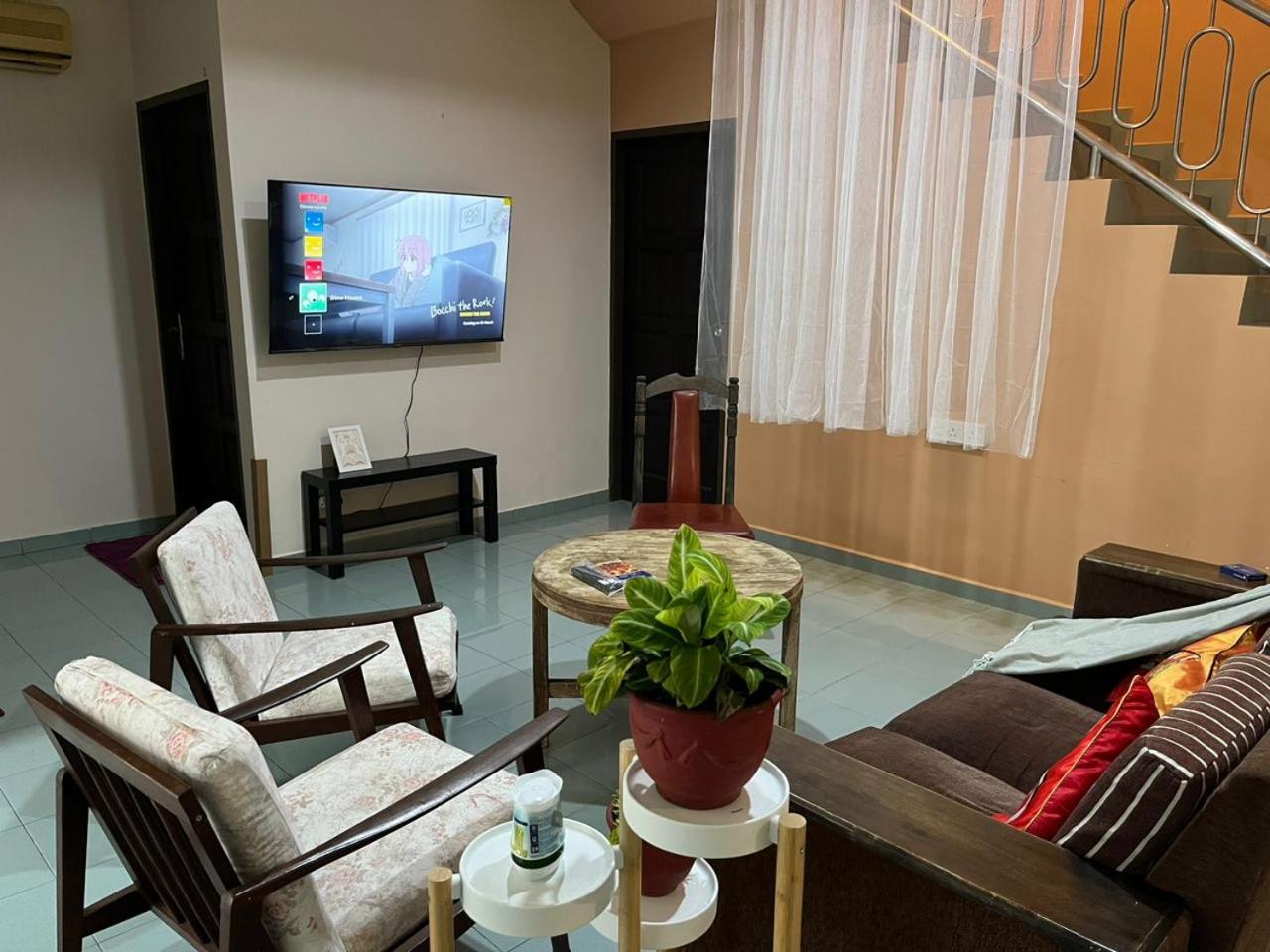 Double Room with Shared Bathroom photo 3