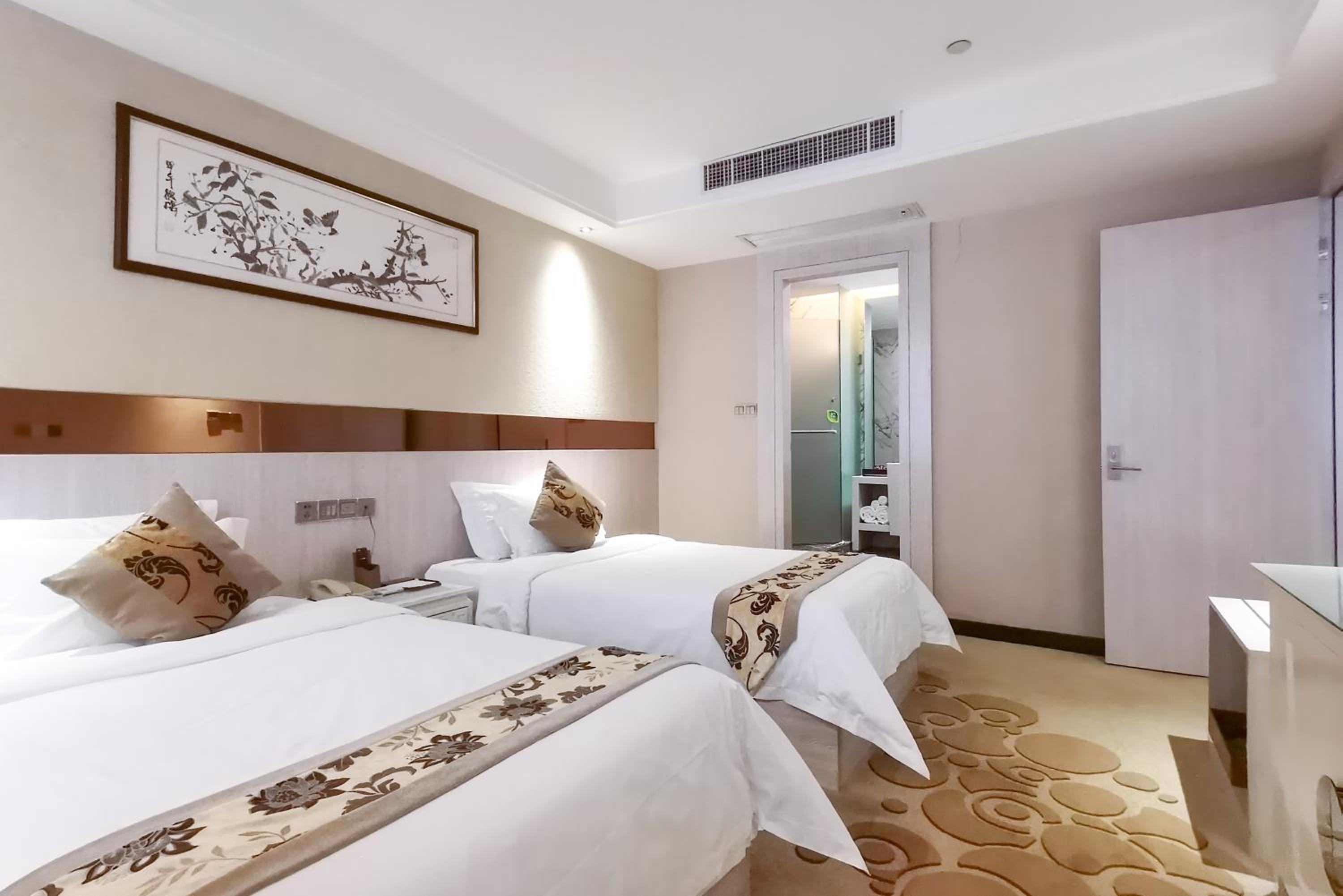 Deluxe Twin Room photo 1
