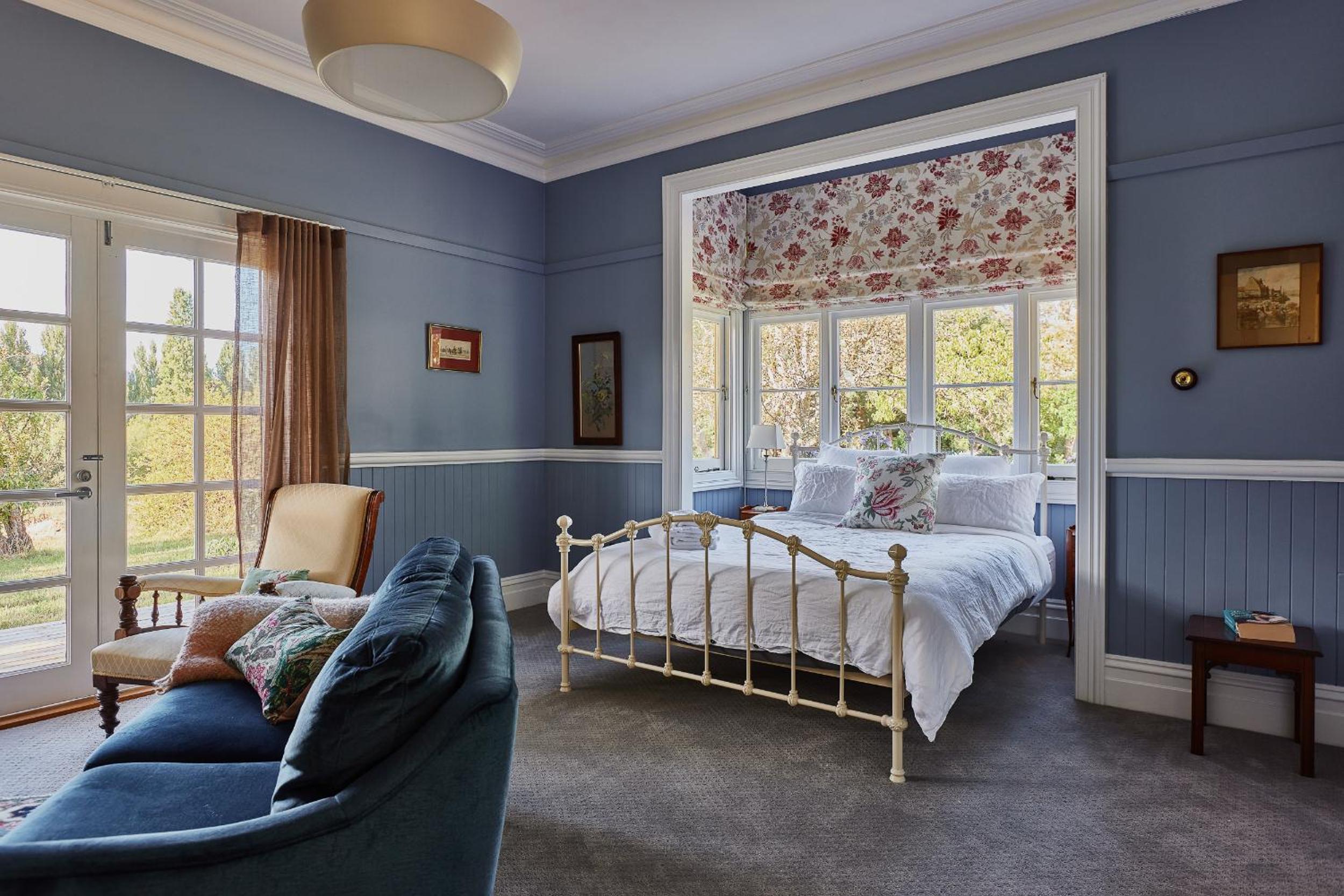 Queen Room with Balcony