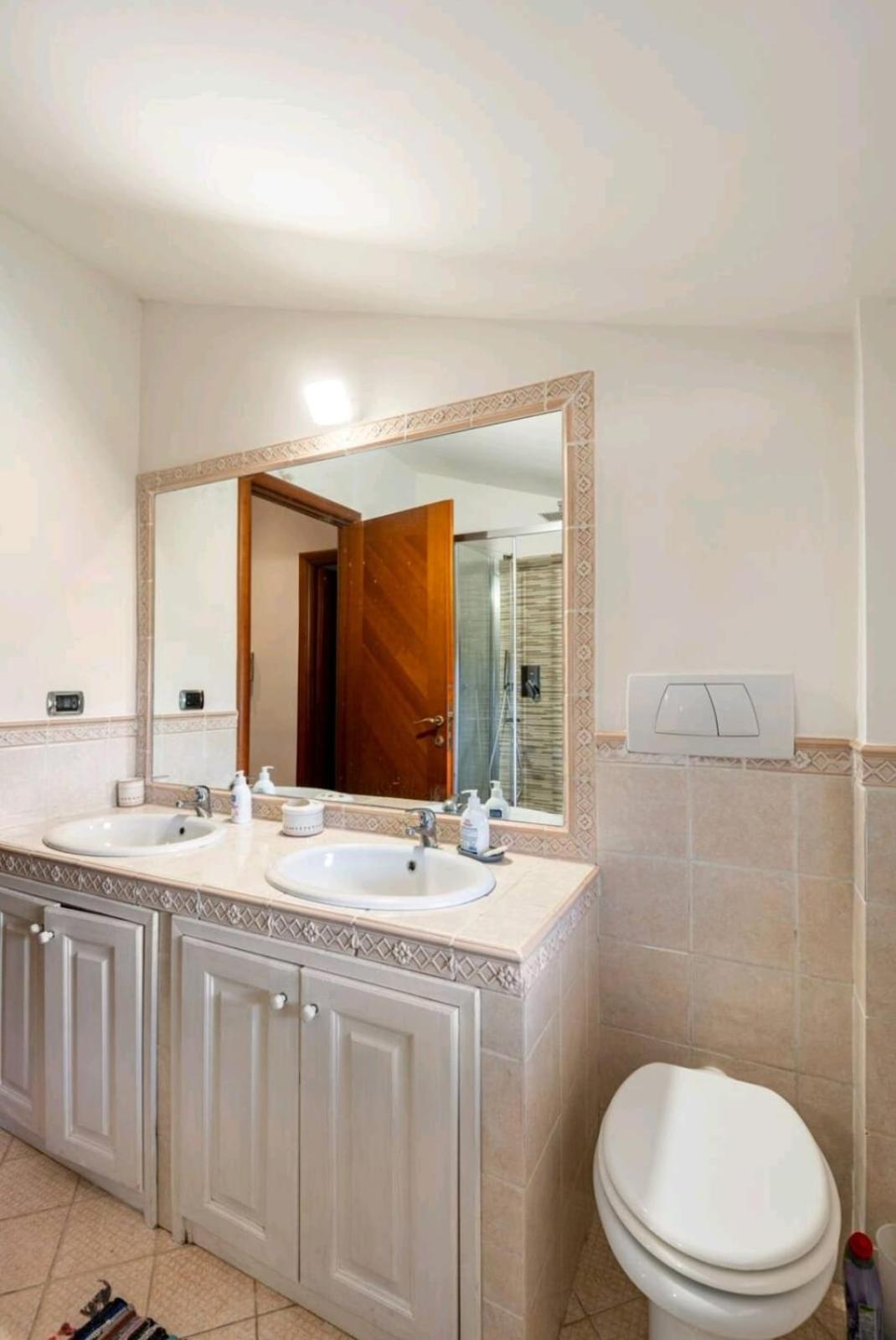 Double Room with Shared Bathroom photo 3