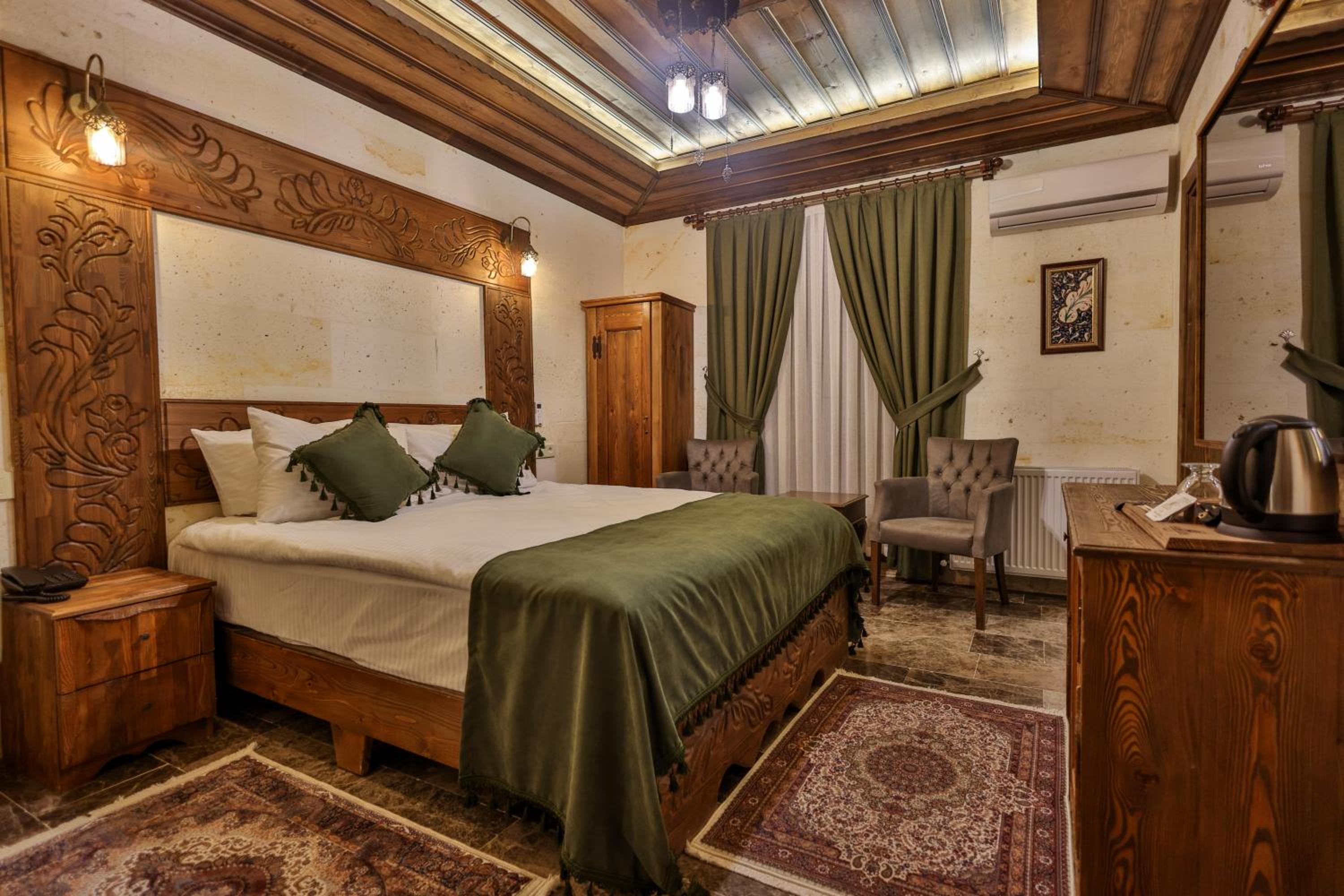 Standard Double Room - Photo 3