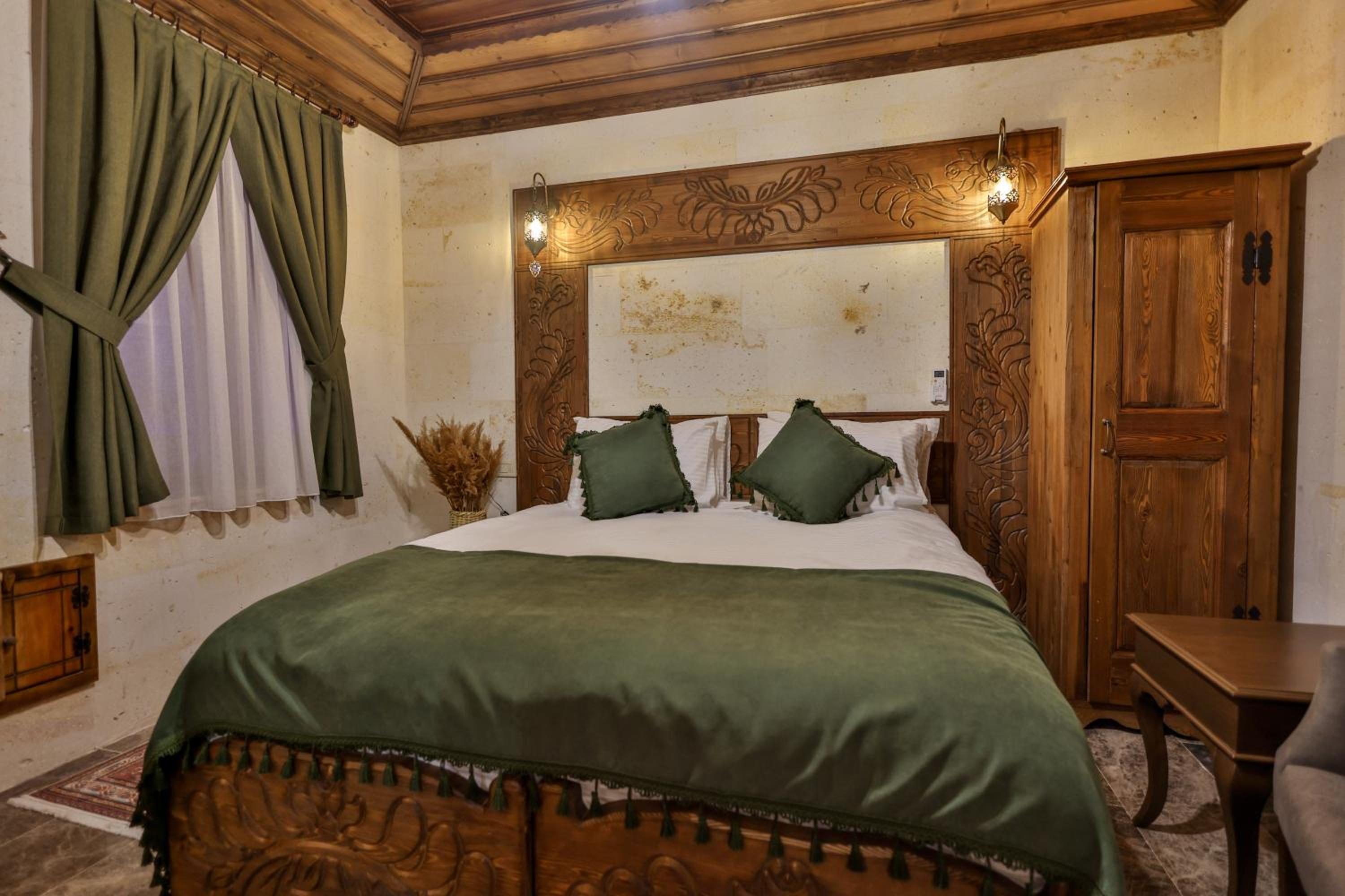 Standard Double Room - Photo 5