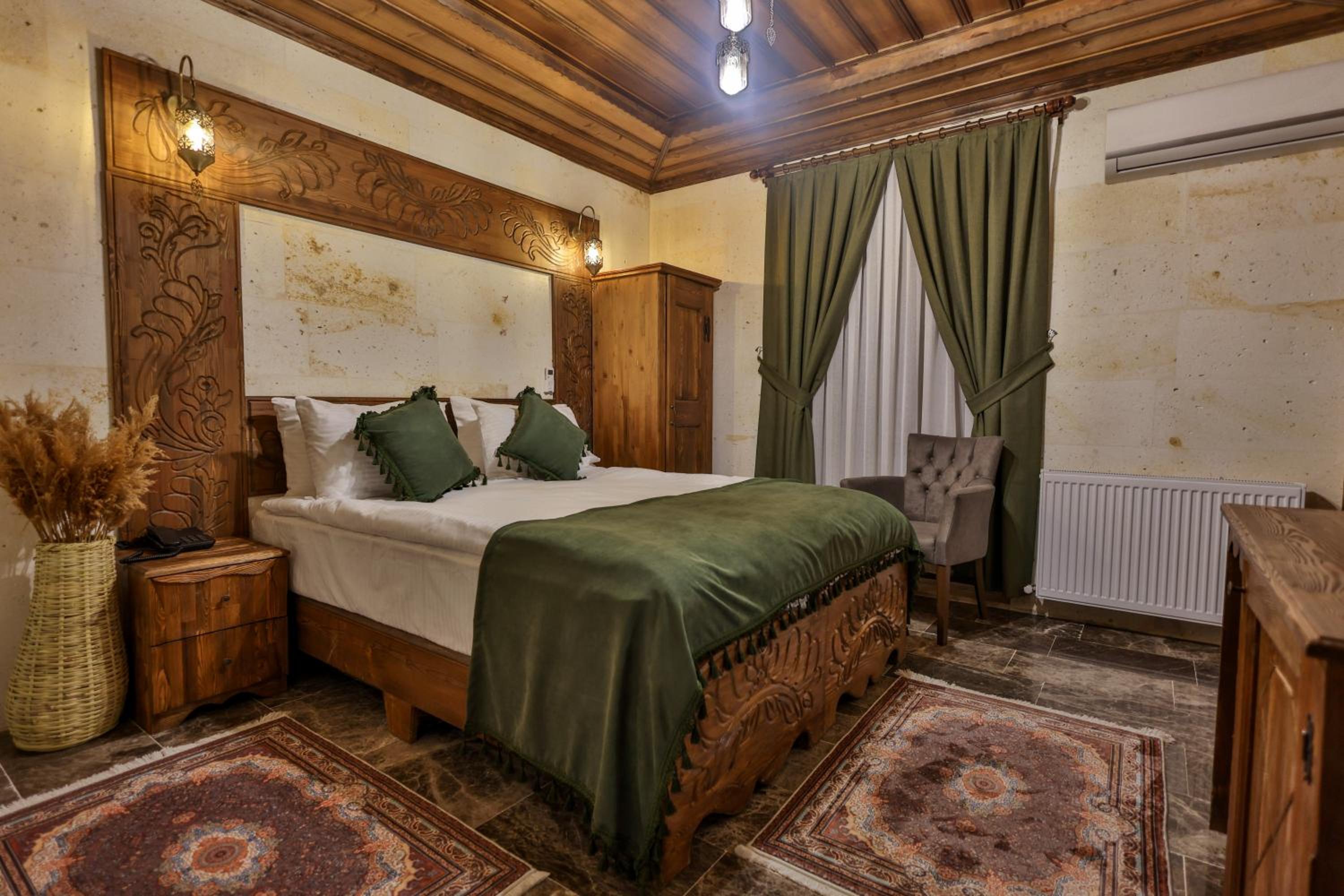 Standard Double Room - Photo 7
