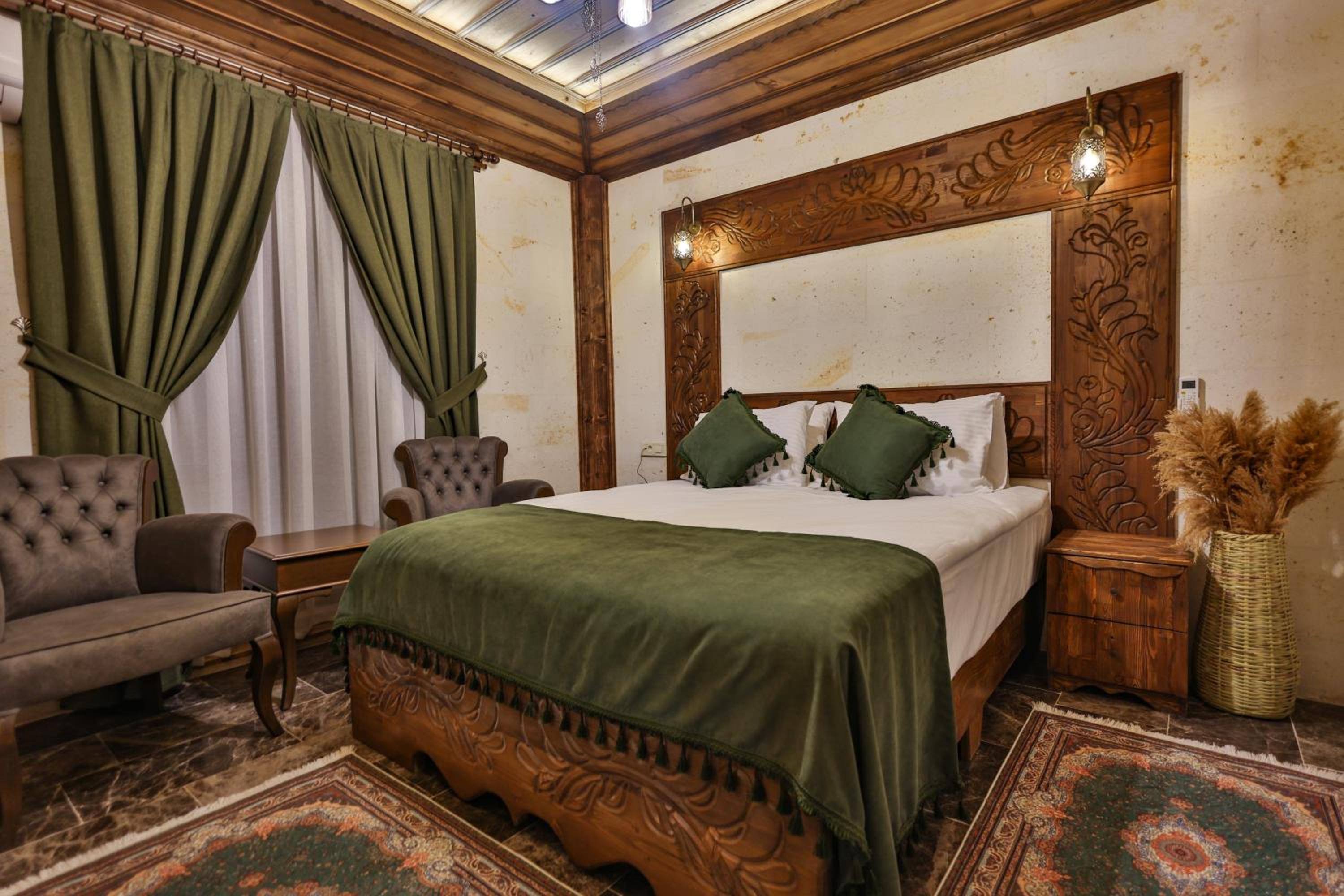 Standard Double Room - Photo 15