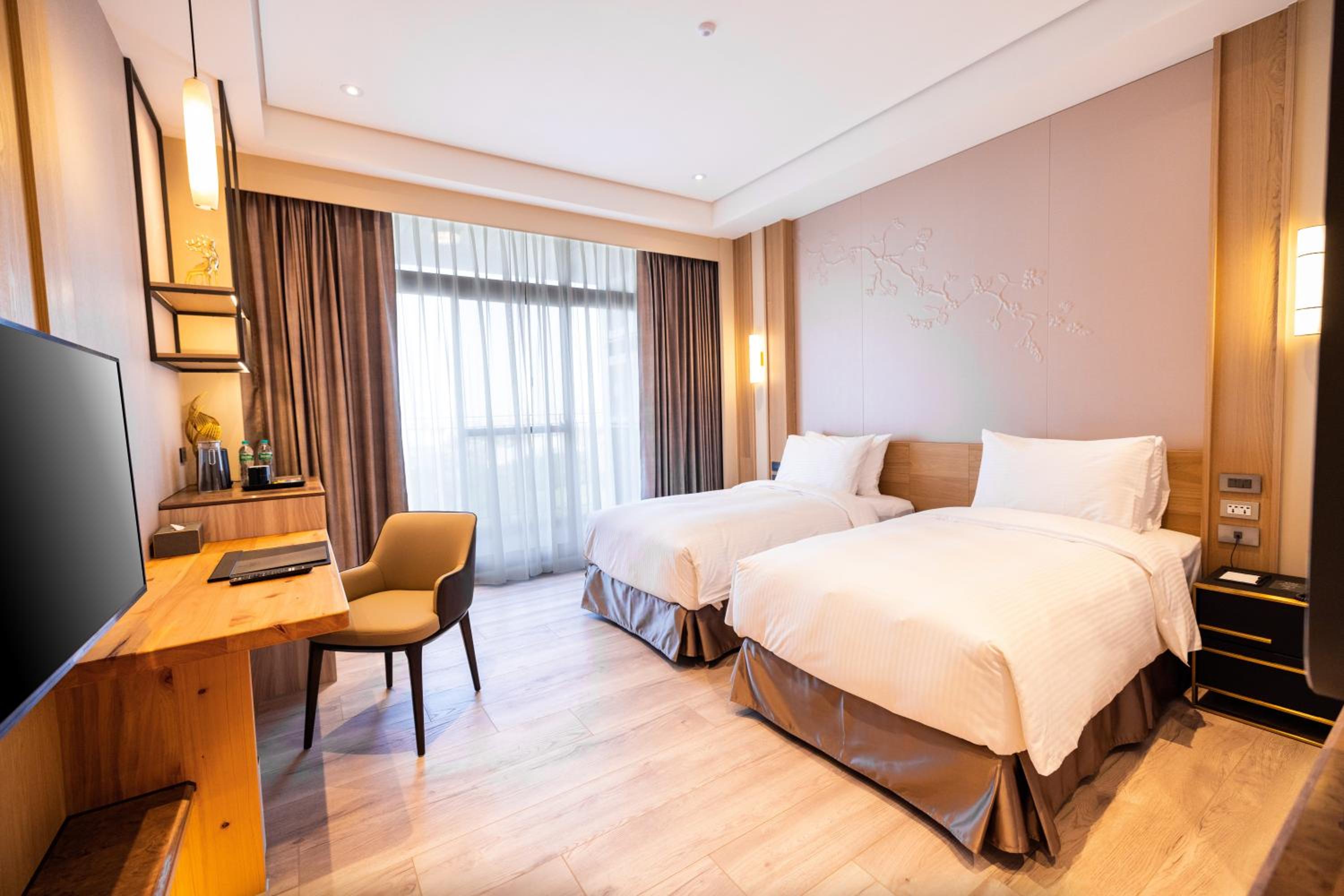 Twin Room - Photo 2