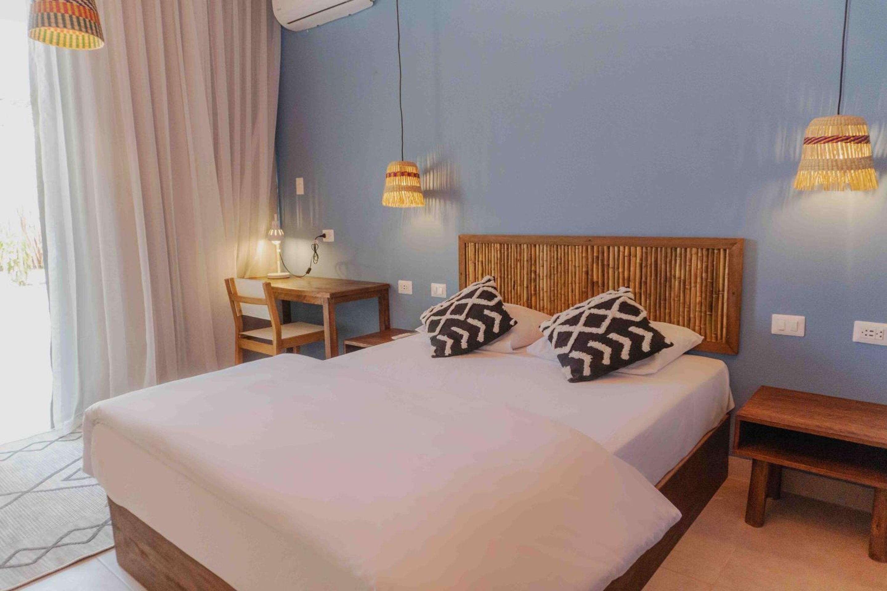 Double Room with Sea View photo 2