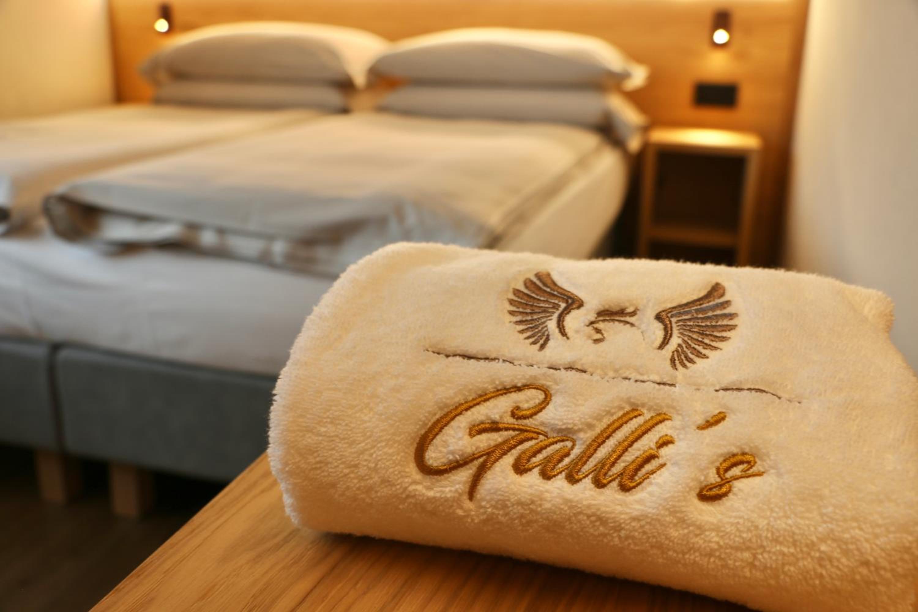 Double or Twin Room - Photo 5
