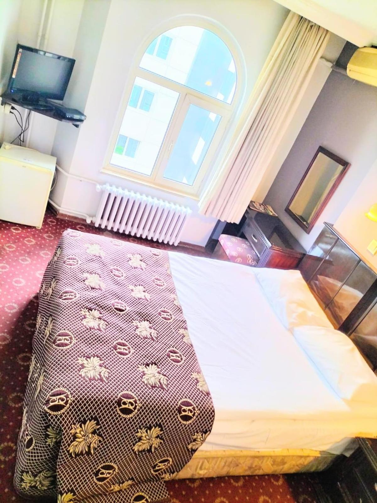 Standard King Room photo 2