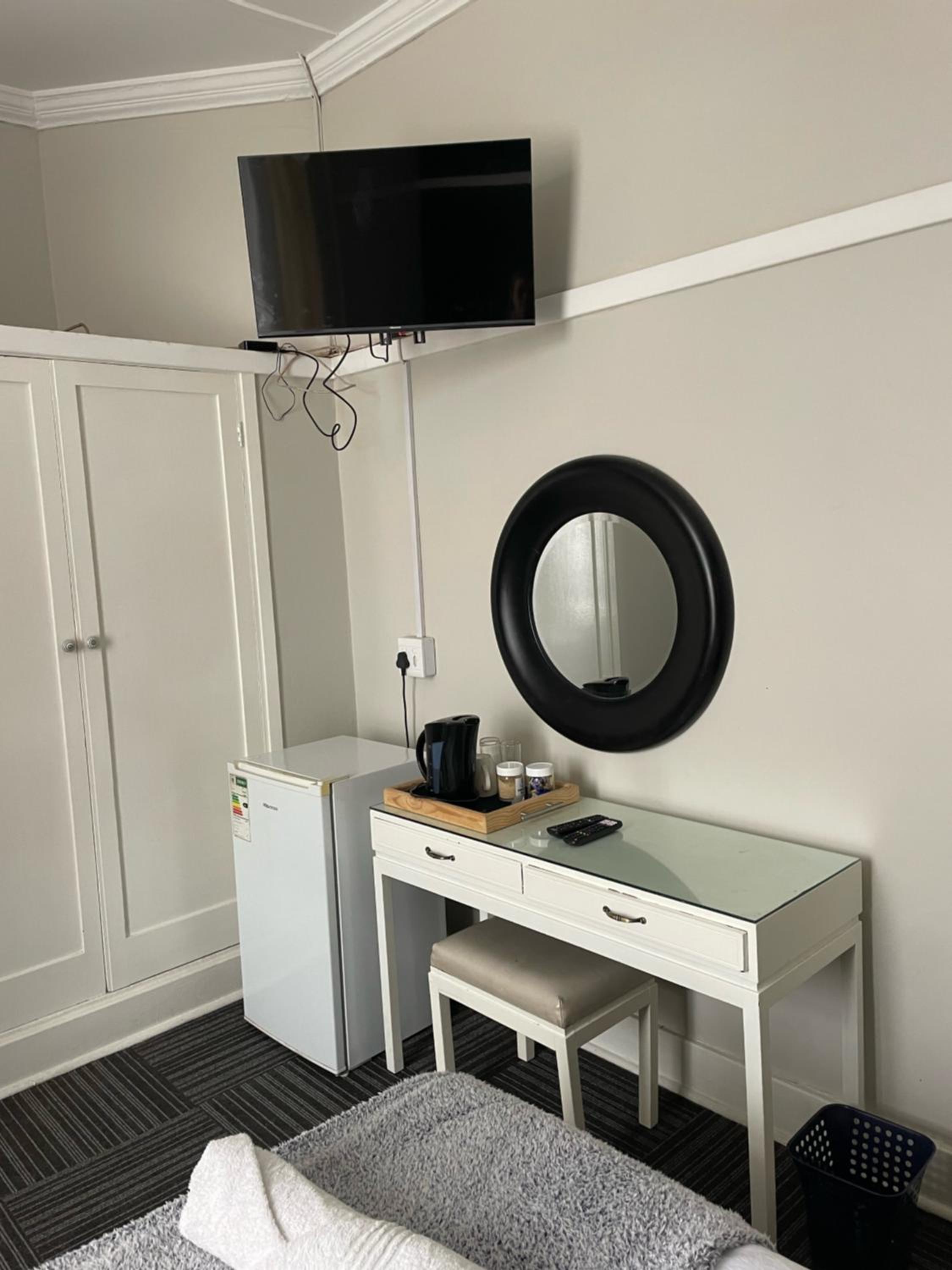 Deluxe Twin Room - Photo 2