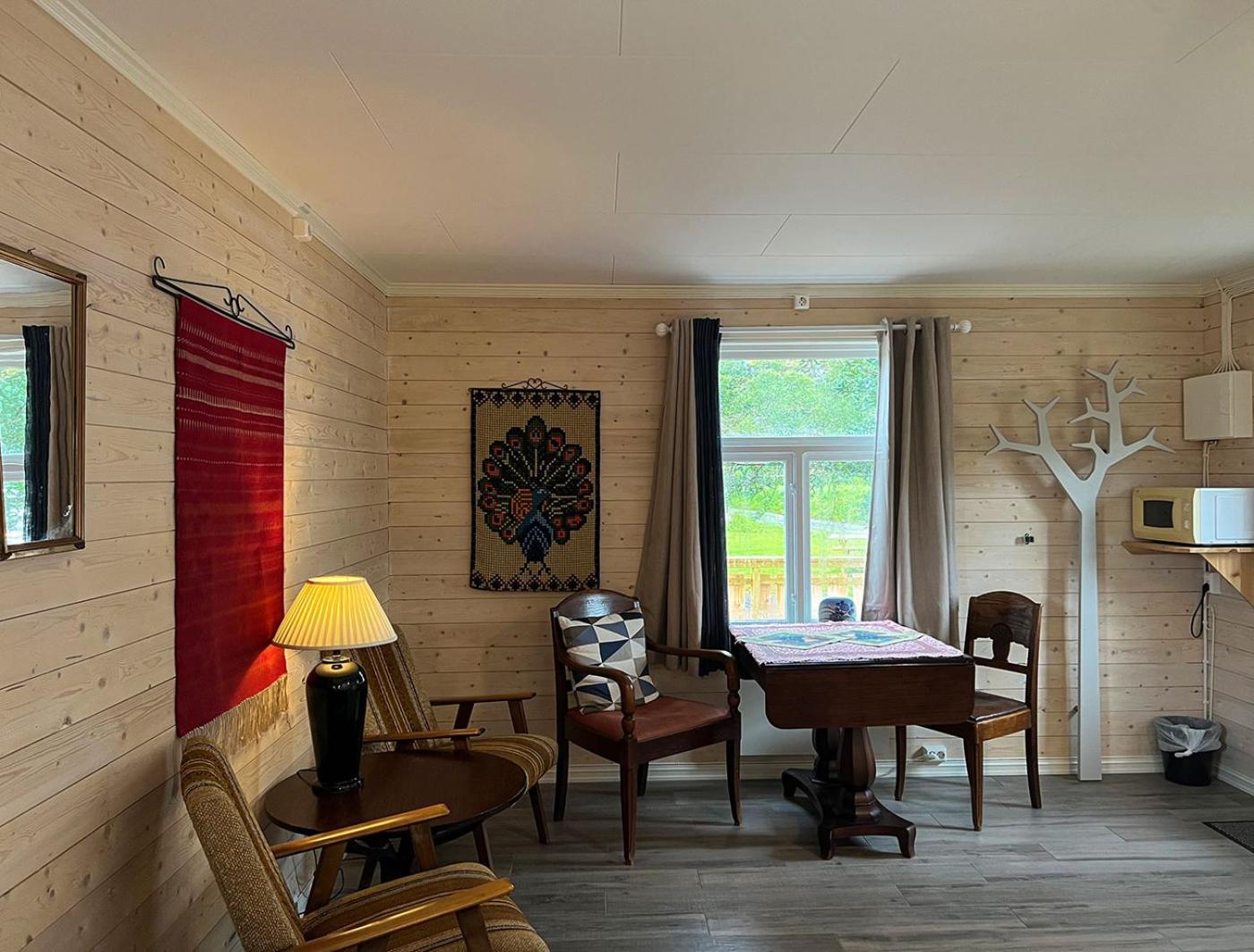 One-Bedroom House photo 3