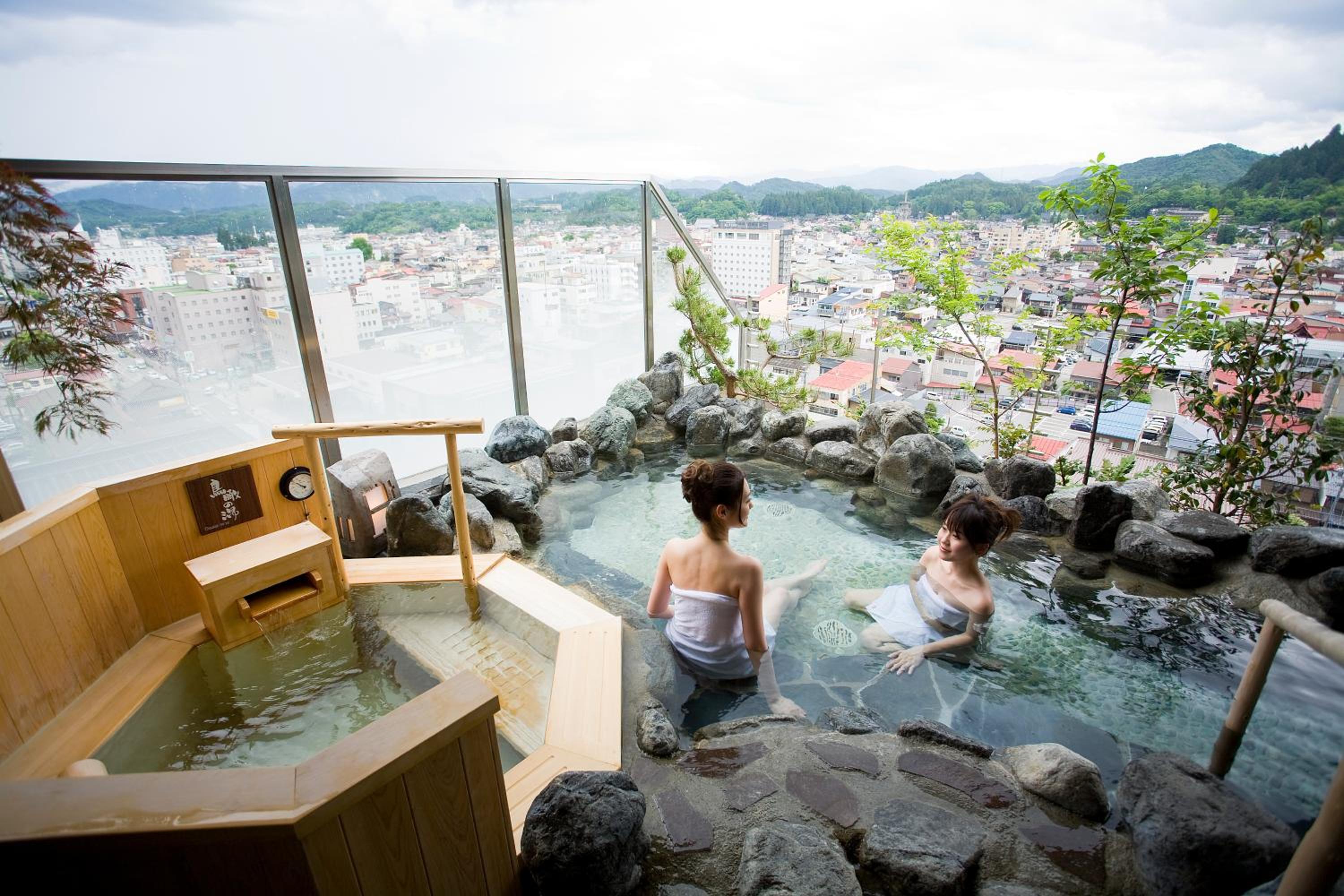 Deluxe Double Room with Shower - Photo 1