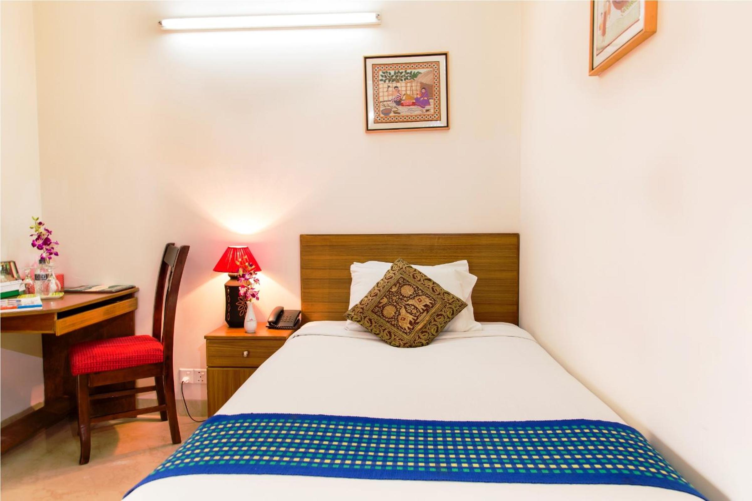 Deluxe Single Room