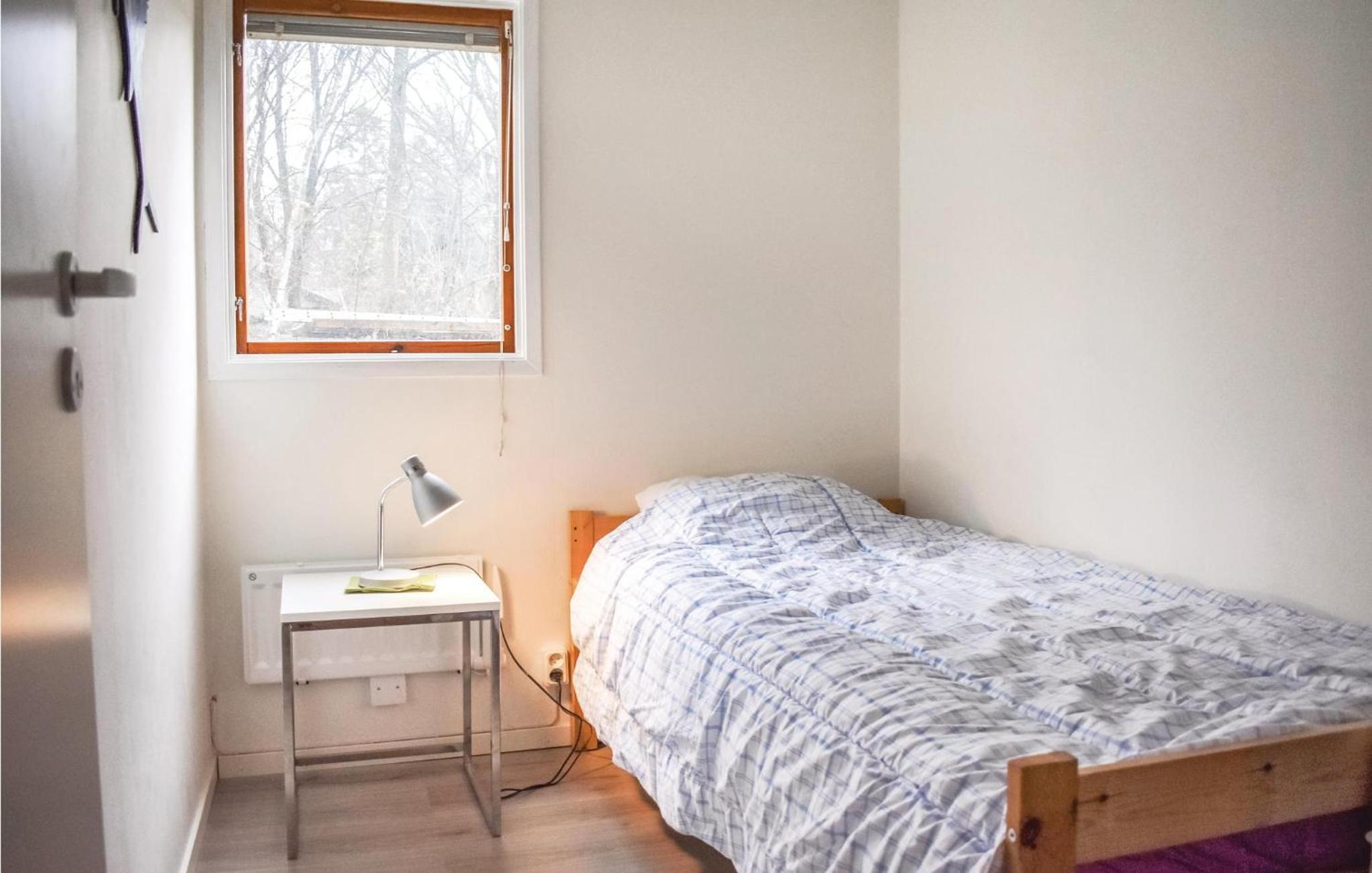 Two-Bedroom Holiday Home photo 2
