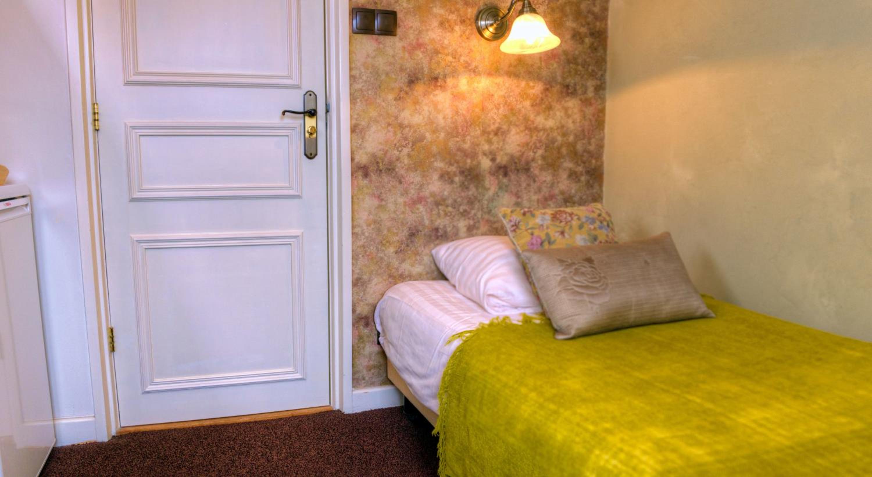 Single Room photo 2