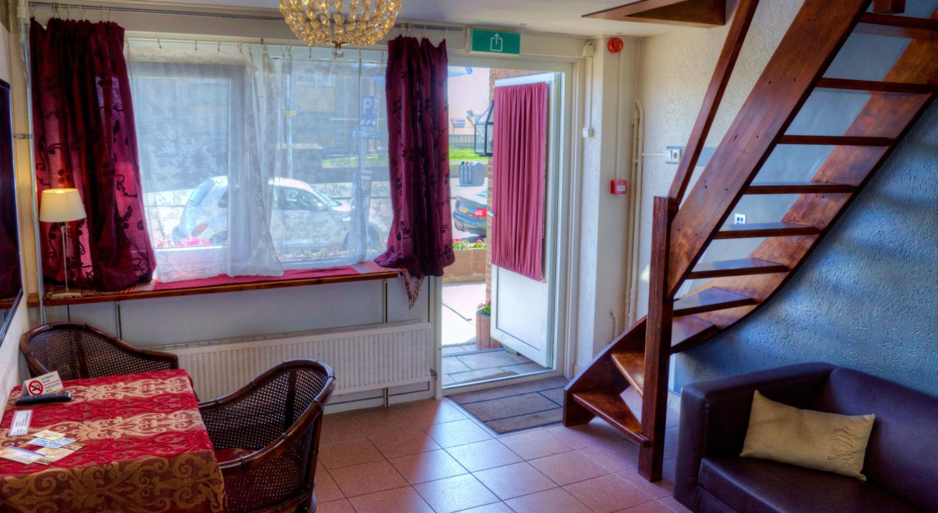 Apartment with Terrace photo 3