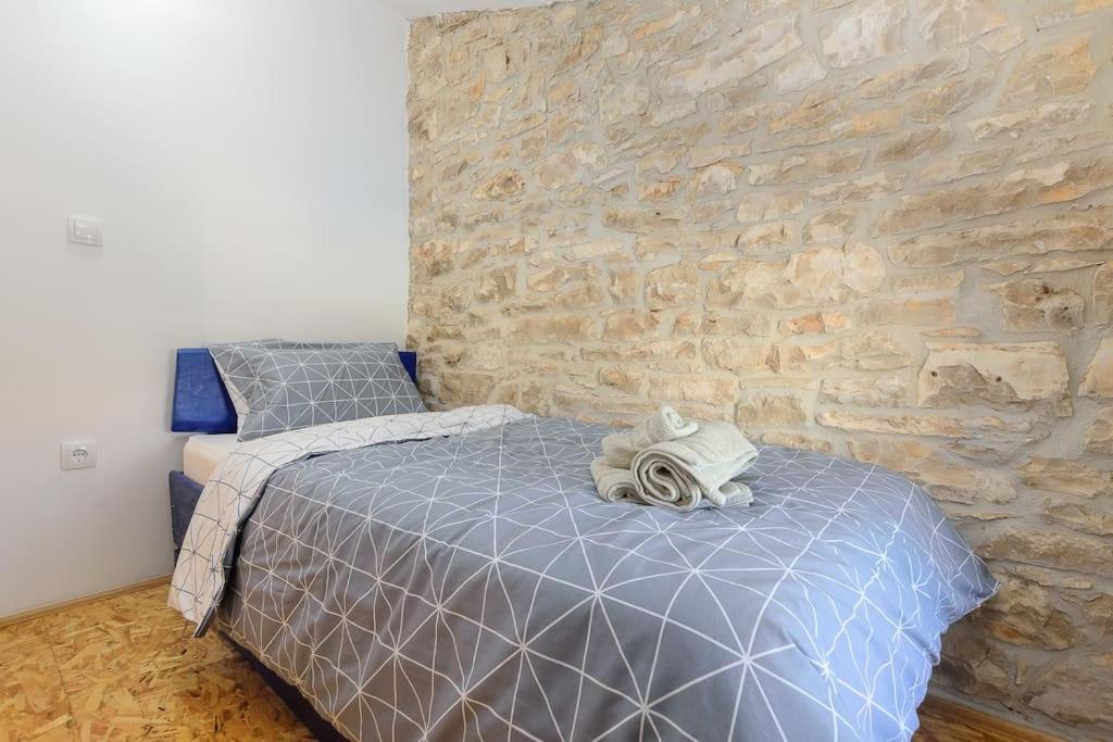 Villa photo 2