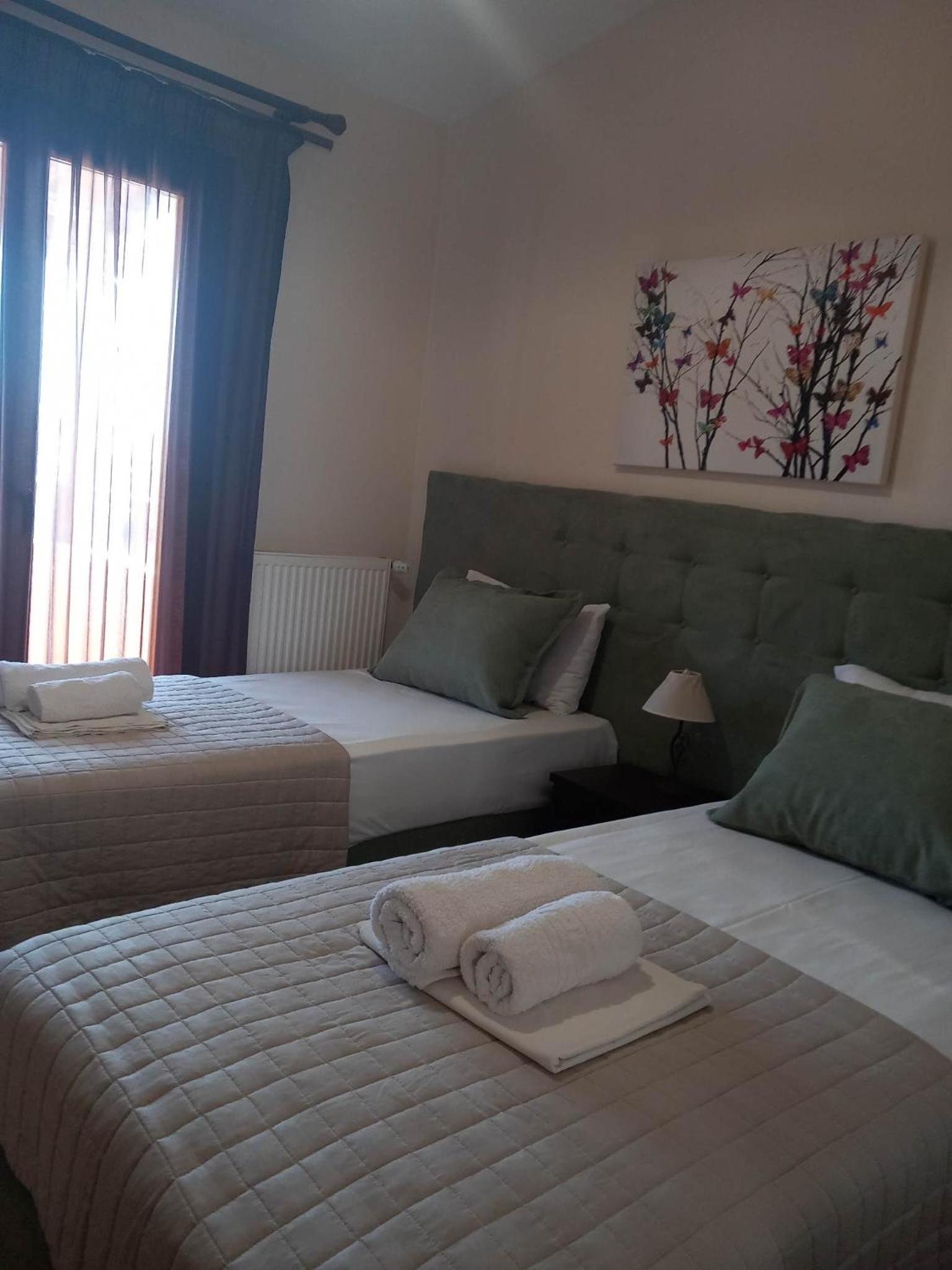 One-Bedroom Apartment - Photo 5