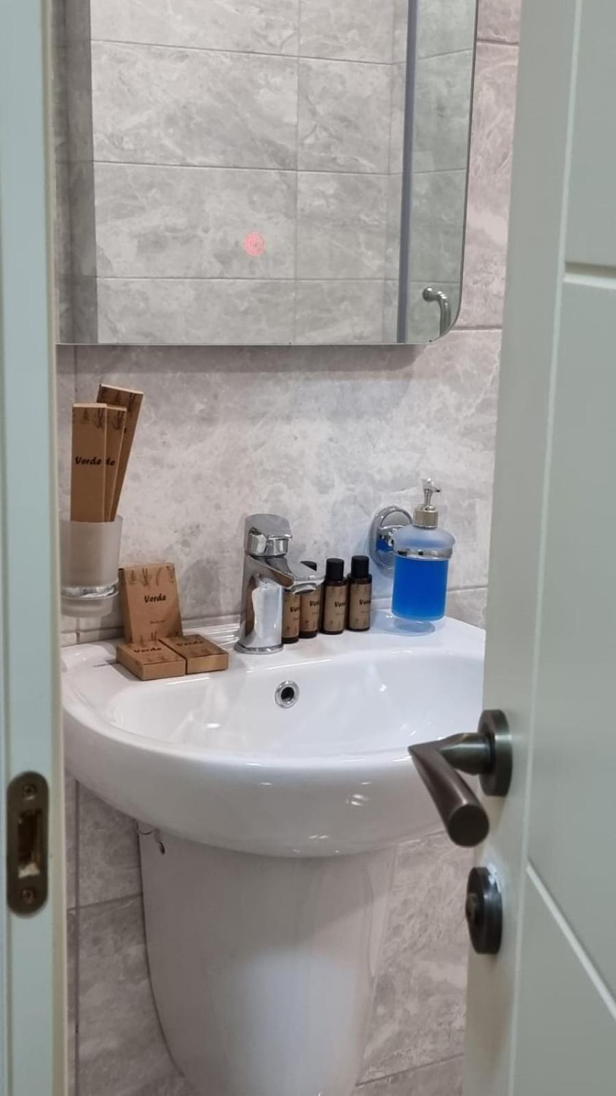 Deluxe Double Room - Photo 5