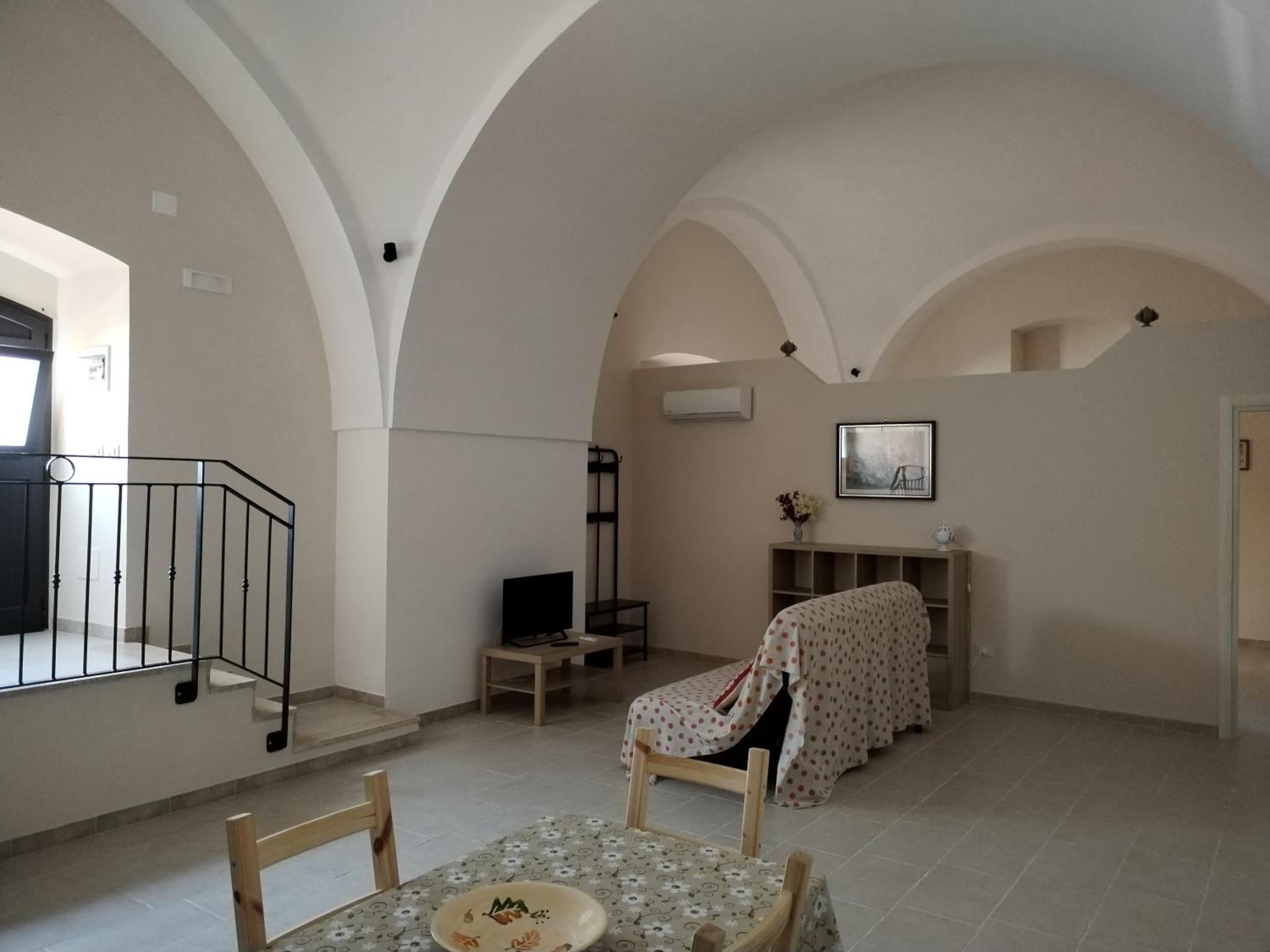 One-Bedroom Apartment - City View
