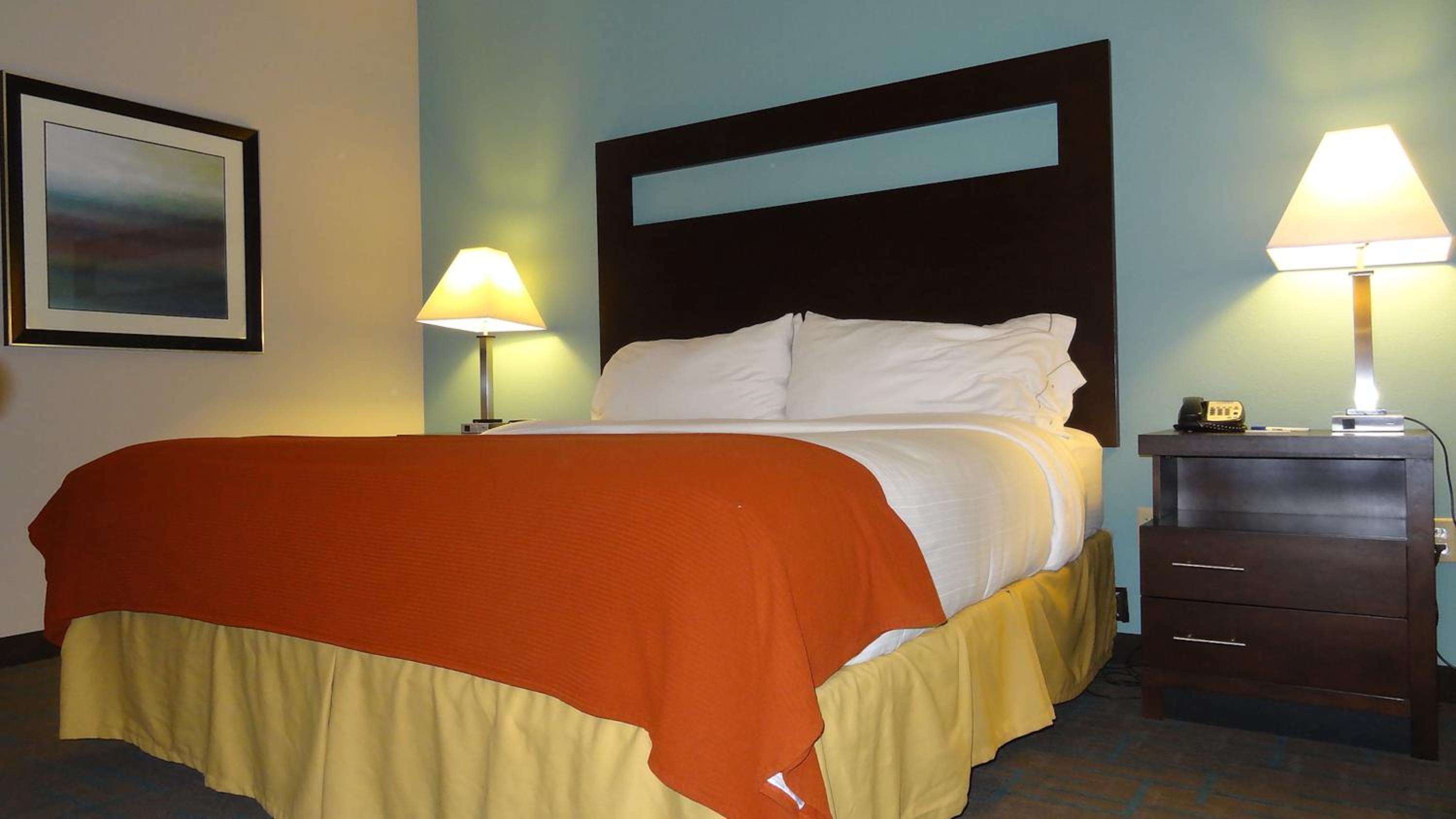 Standard Room - Photo 1