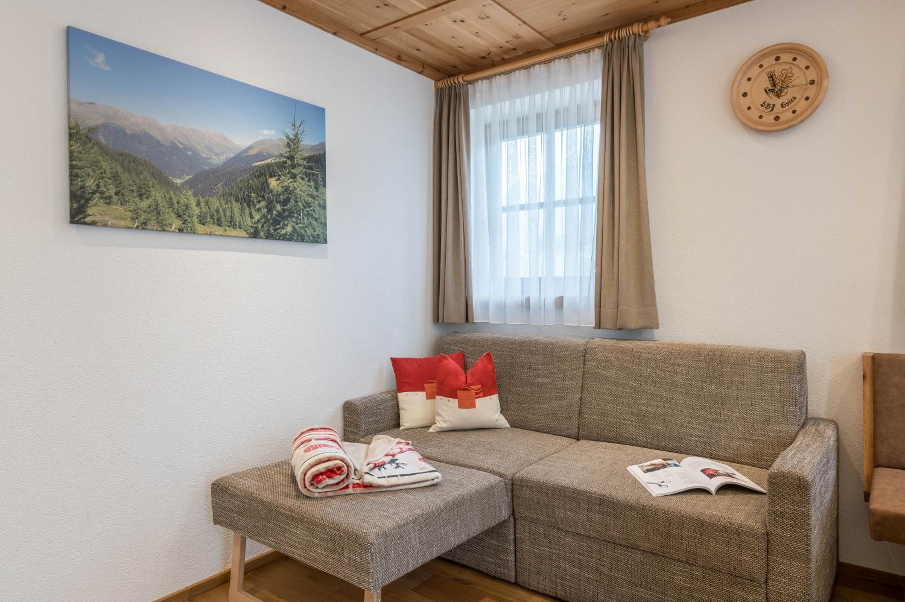 Superior One-Bedroom Apartment with Balcony
