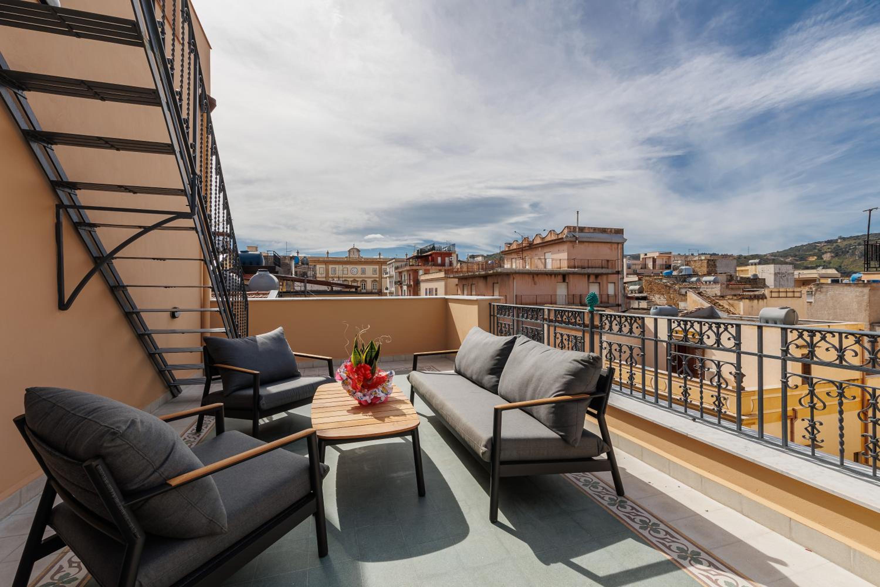 Apartment with Terrace