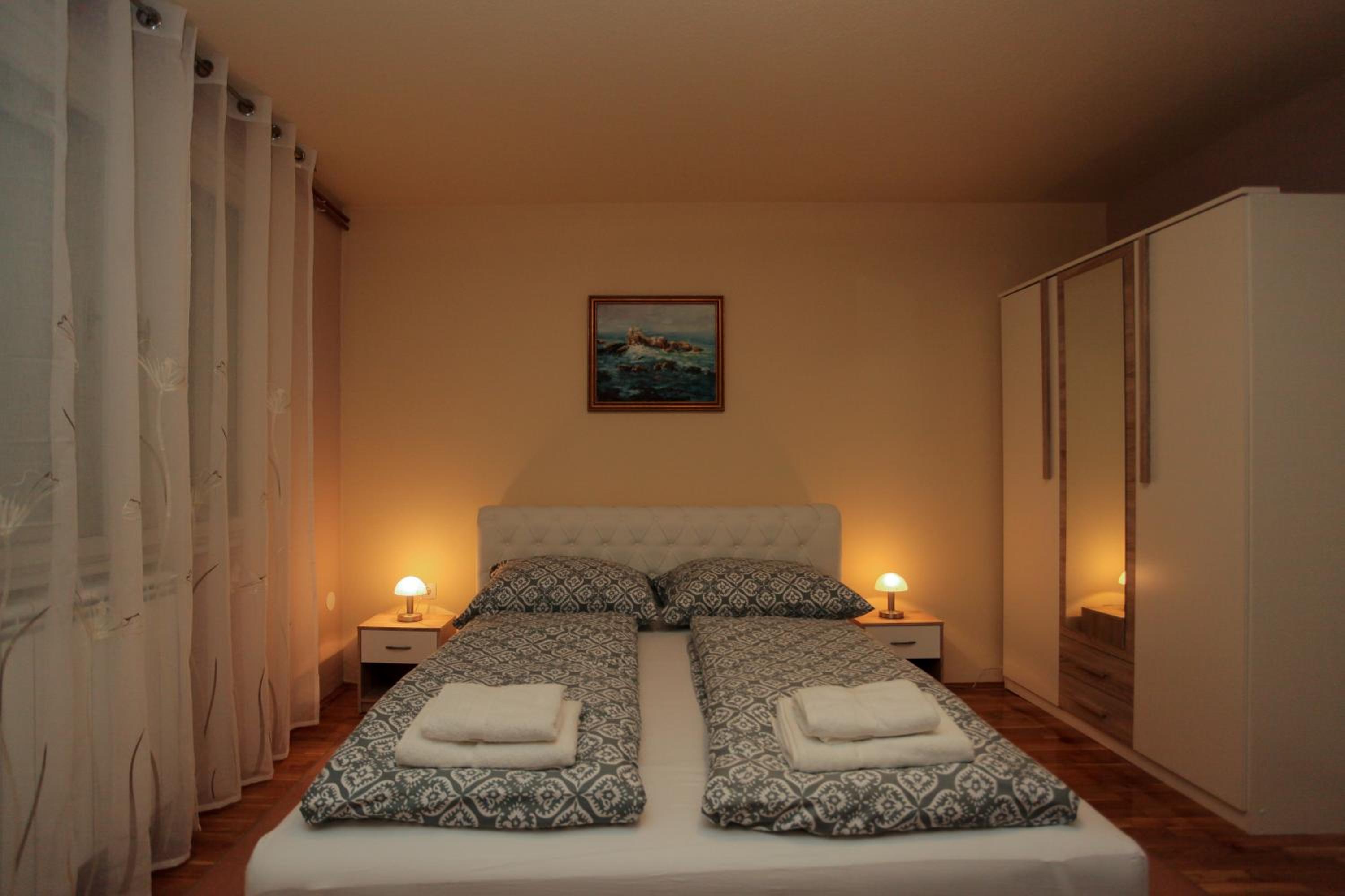 One-Bedroom Apartment - Ground Floor - Photo 19