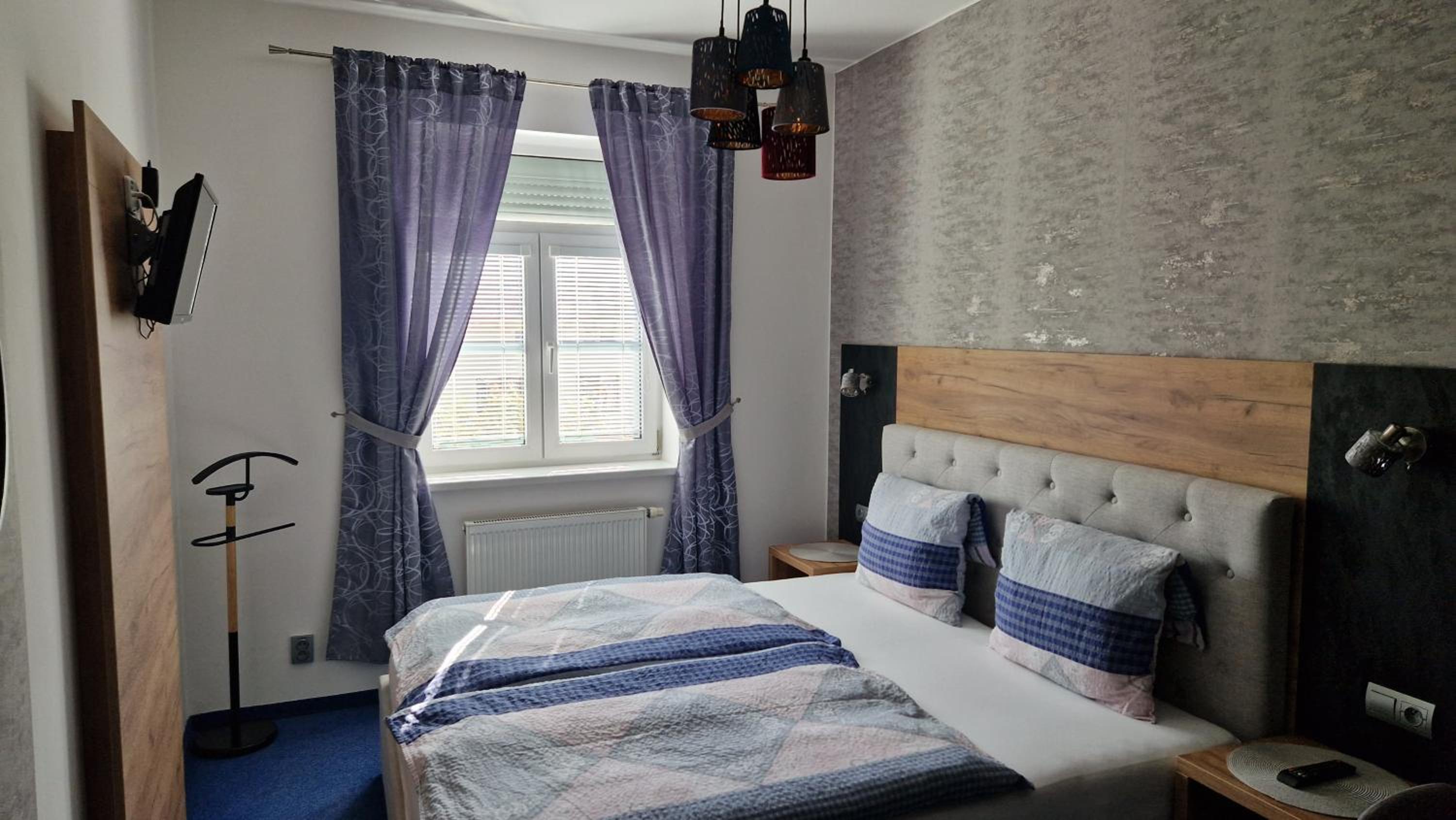Double or Twin Room photo 2