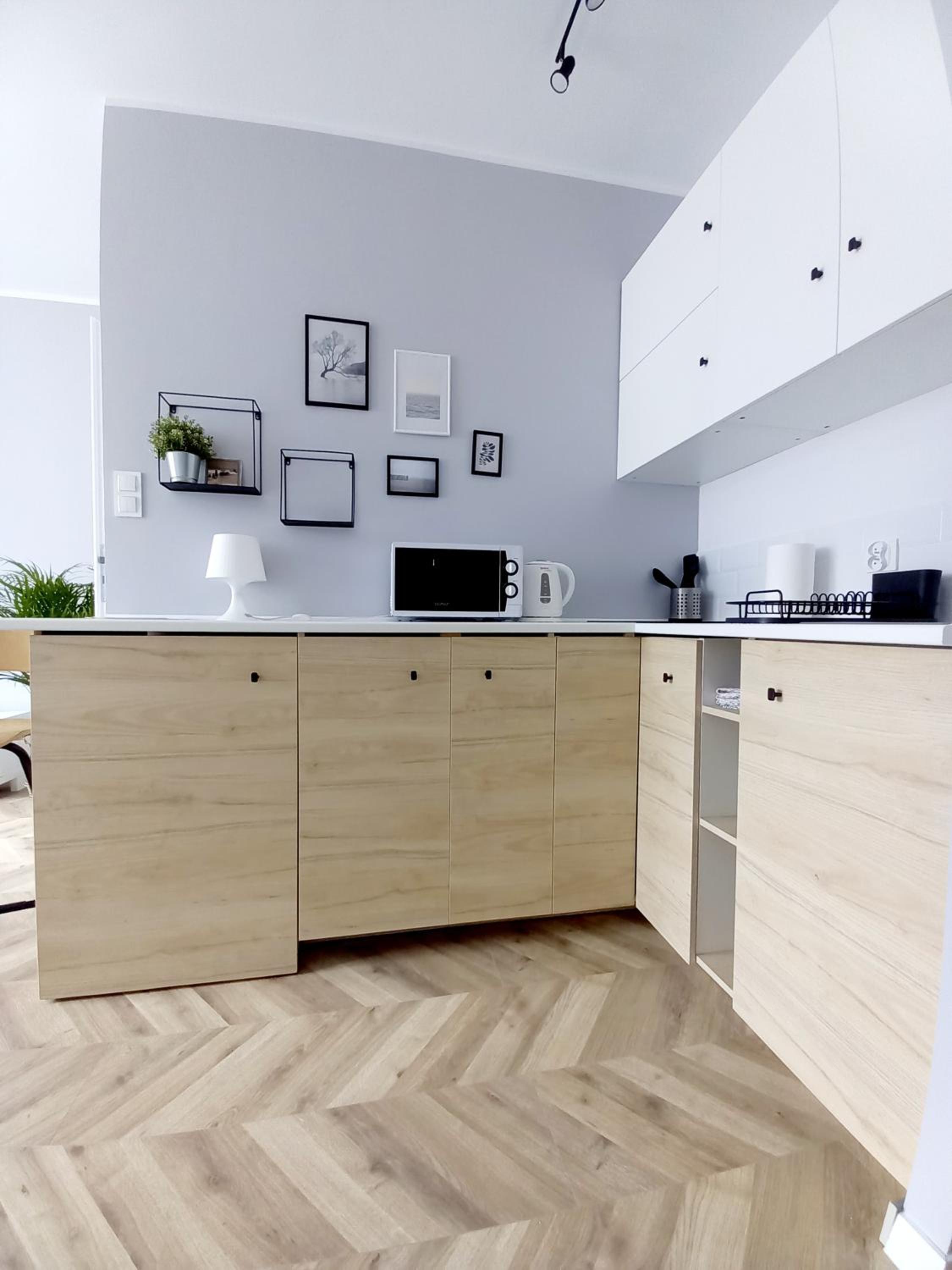 Studio Apartment - Photo 12