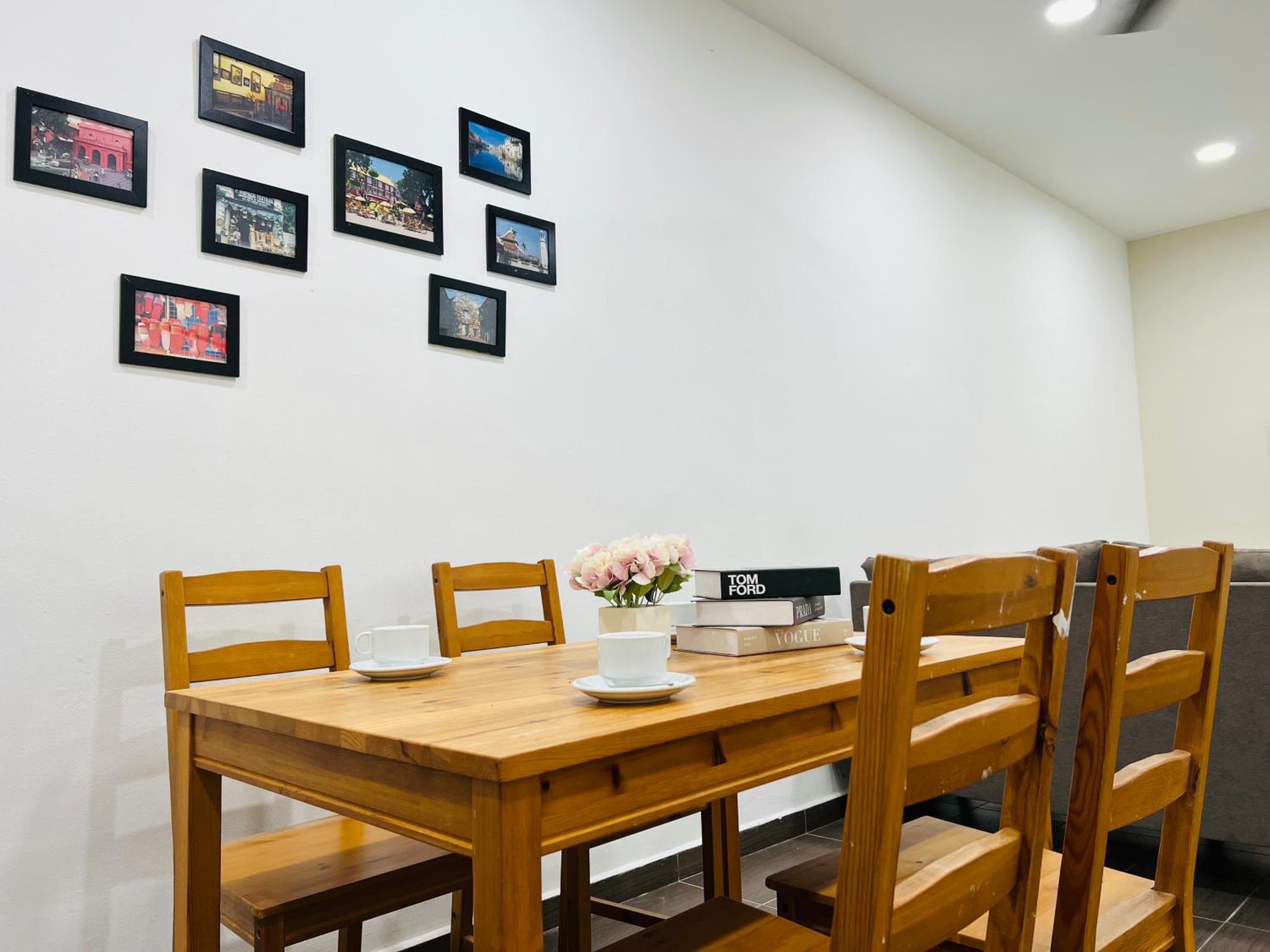 Three-Bedroom House - Photo 11