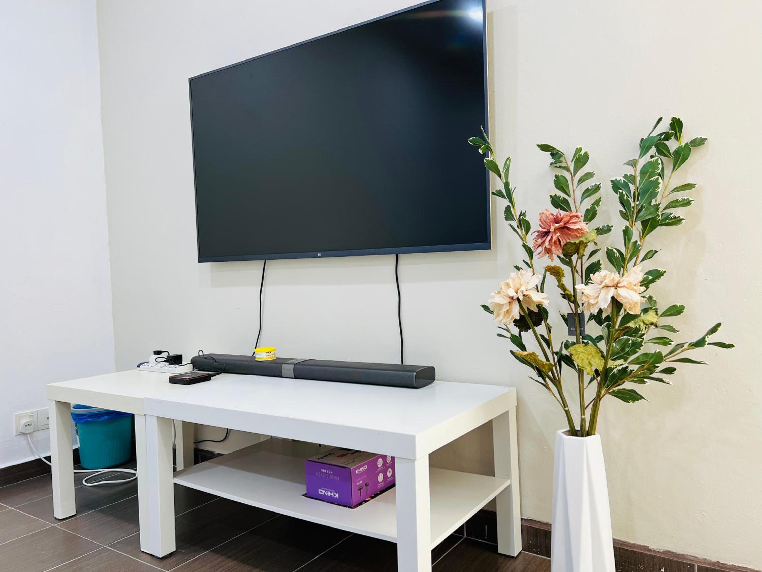 Three-Bedroom House - Photo 13