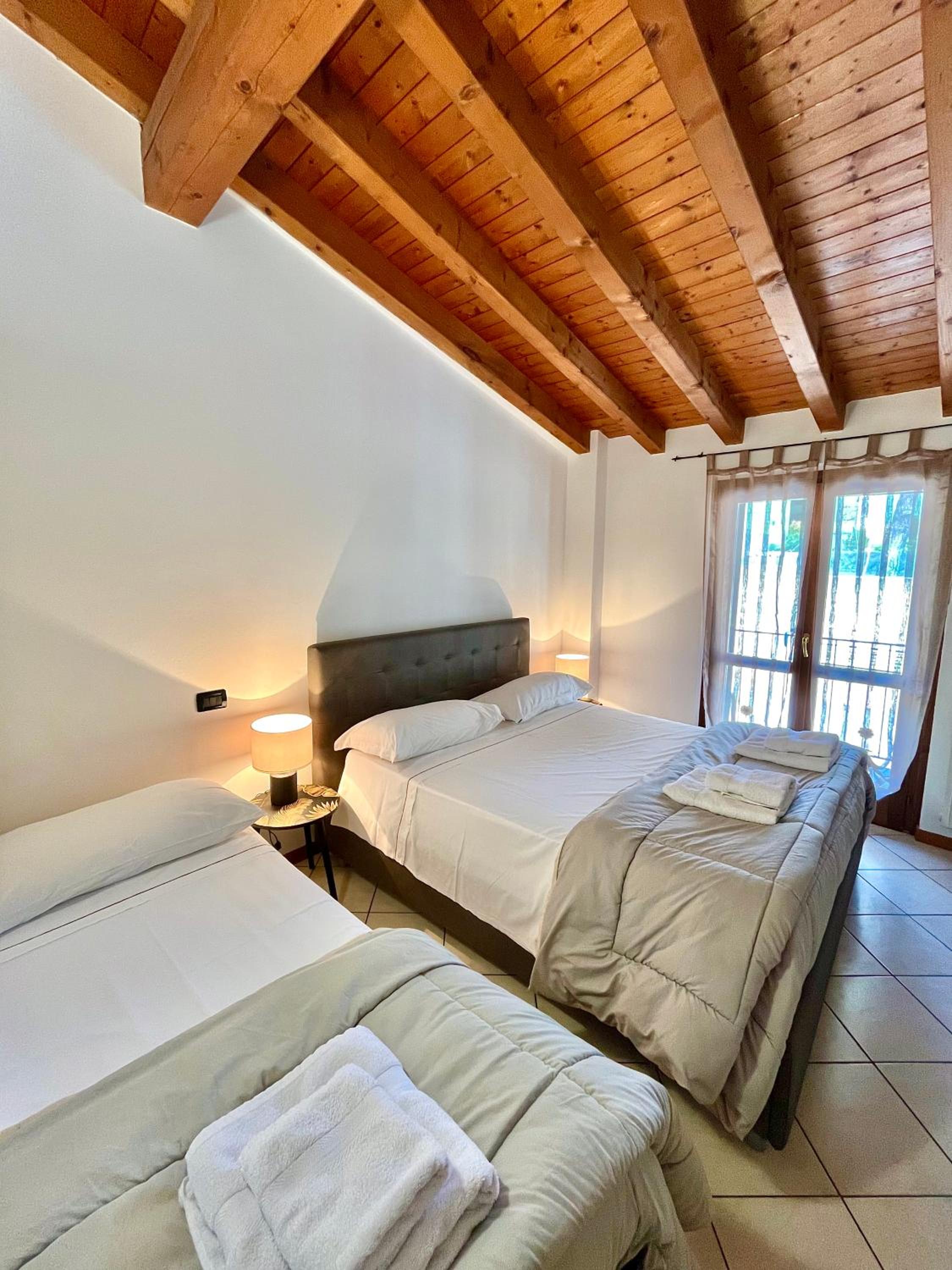 Apartment with Balcony