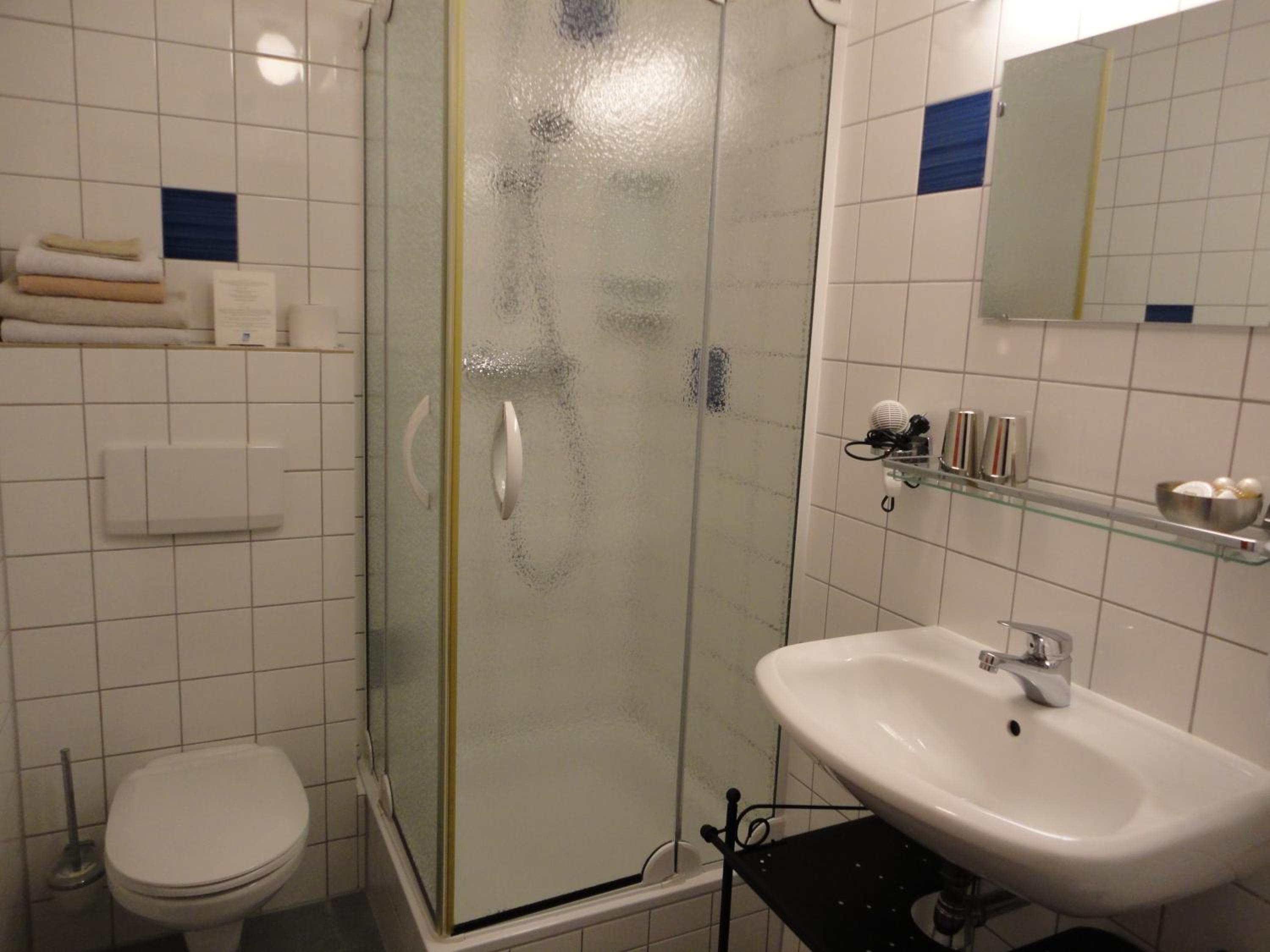 Double Room with Balcony and Garden View photo 3