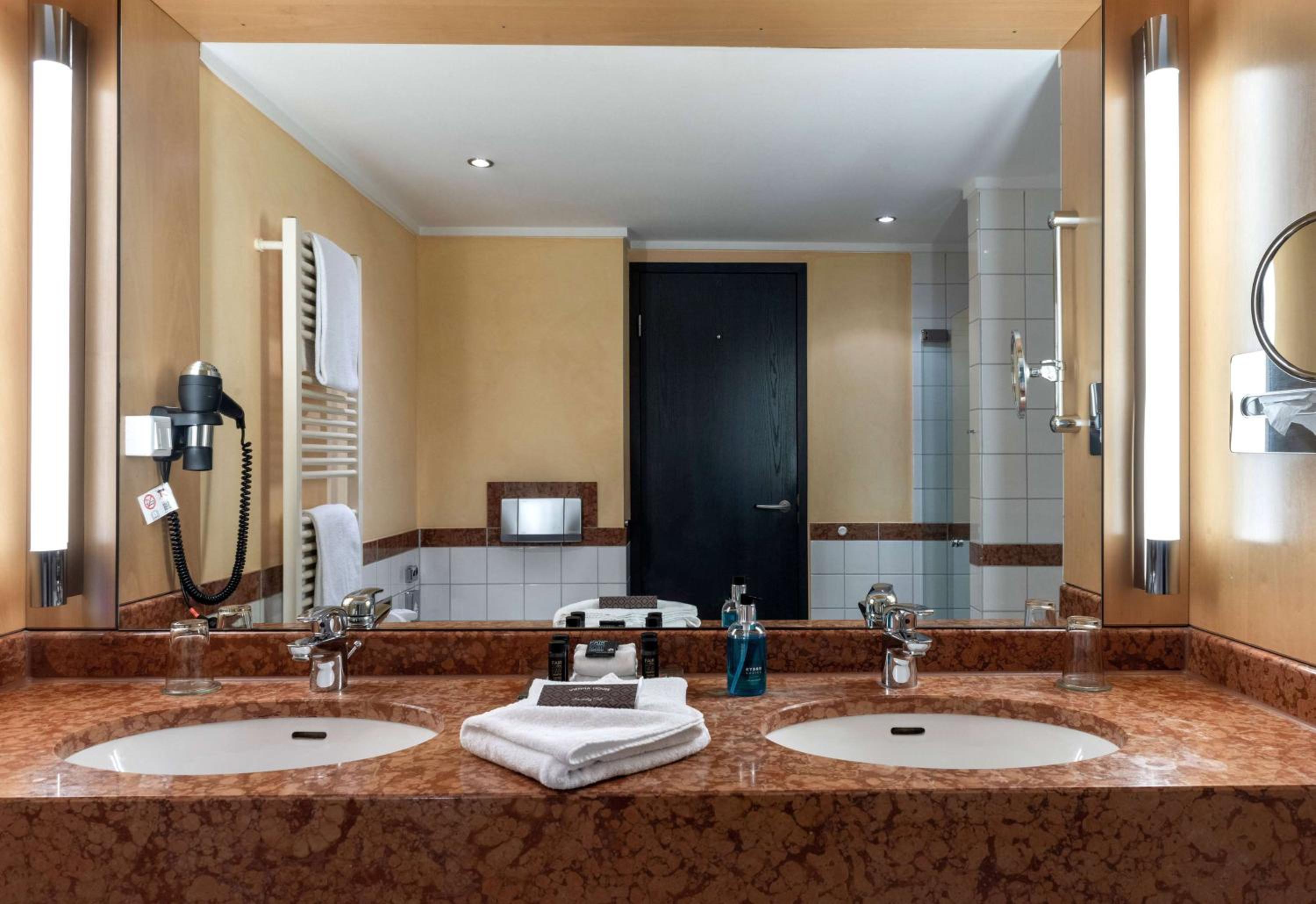 Junior Suite - Photo 9
