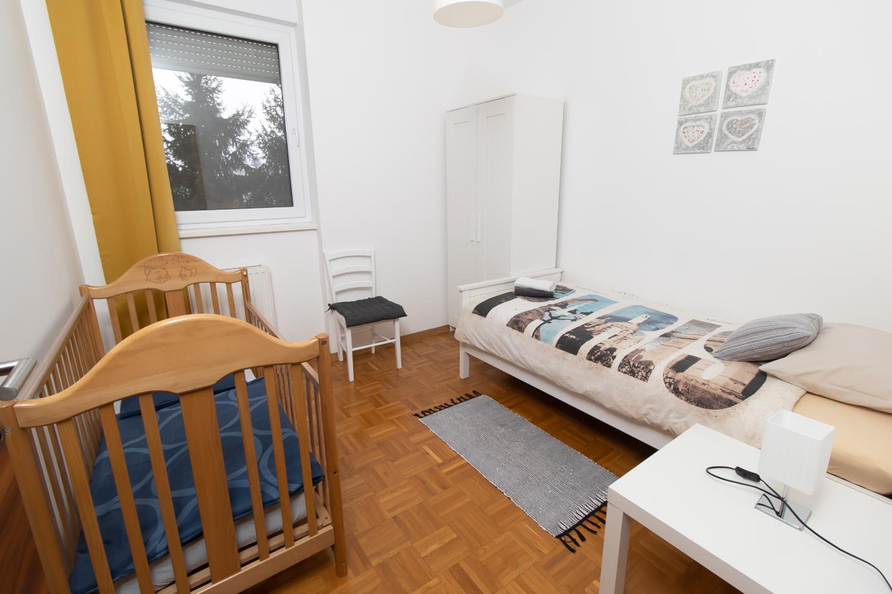 Two-Bedroom Apartment - Photo 9