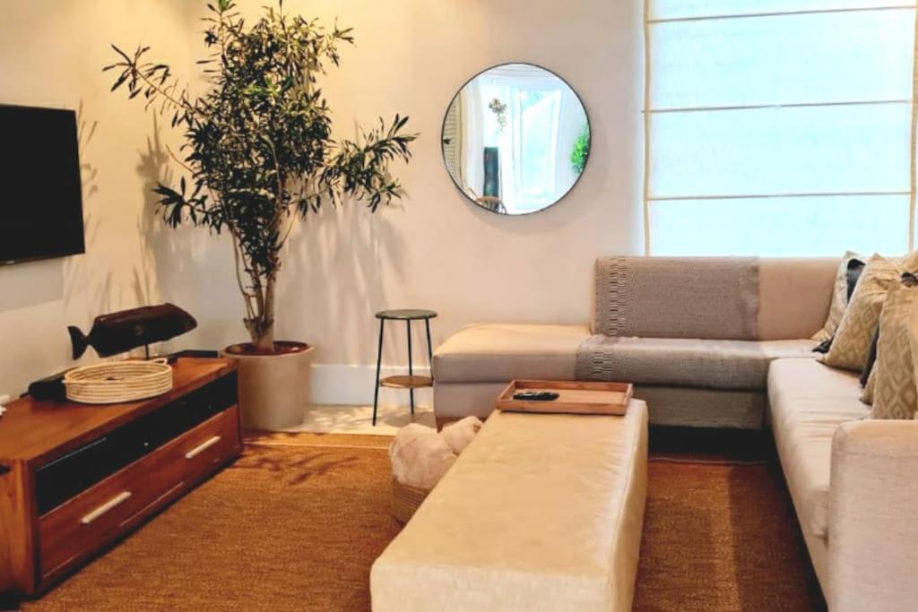 Villa photo 1