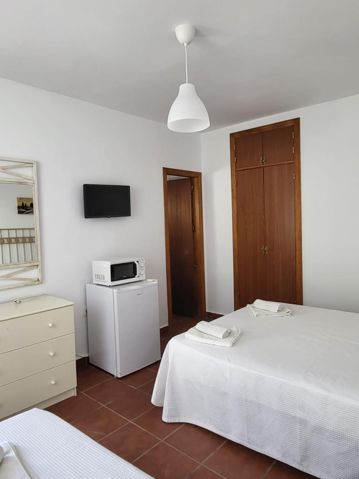 Habitación Triple Básica