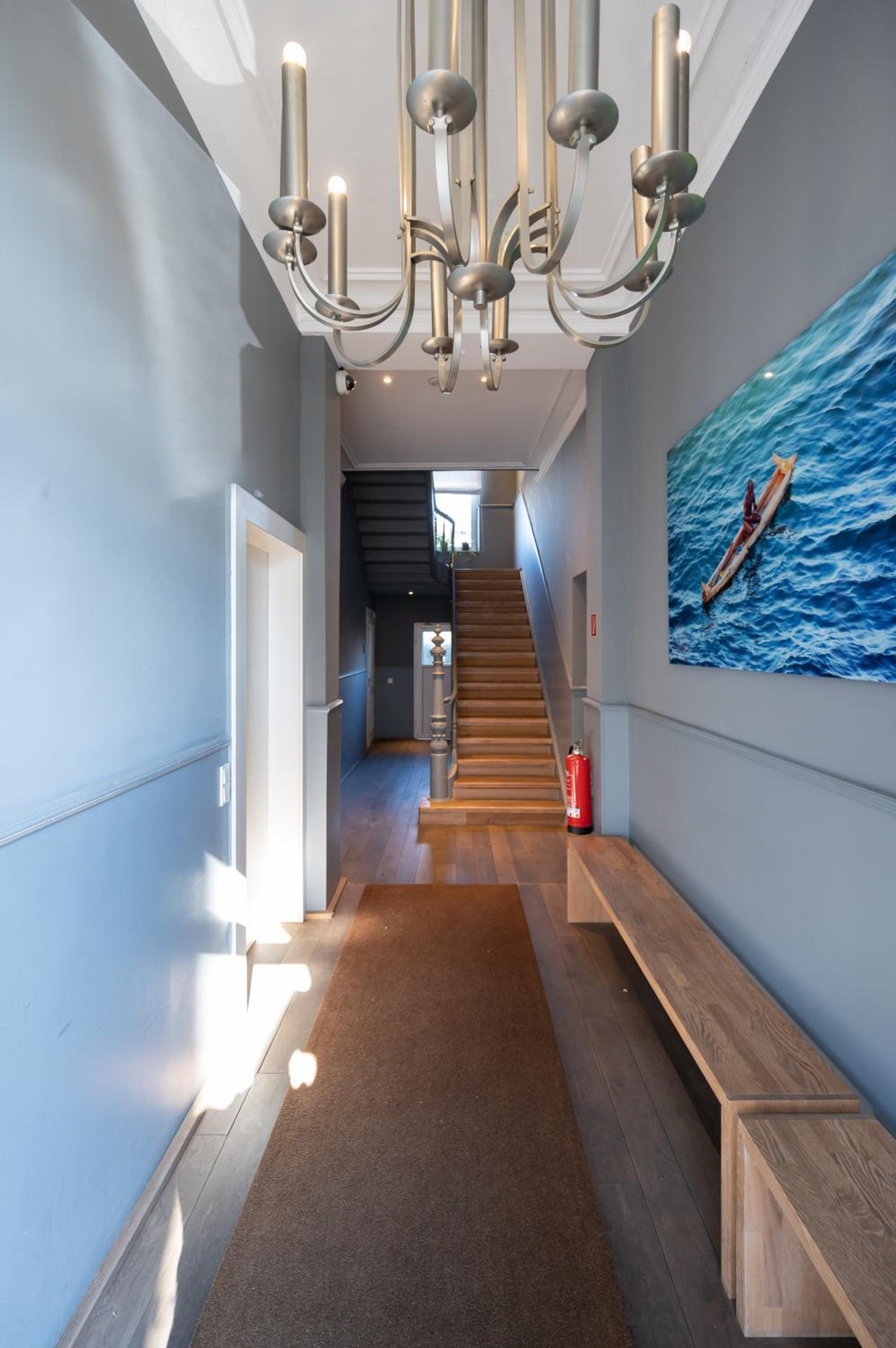 Two-Bedroom Apartment - Photo 7
