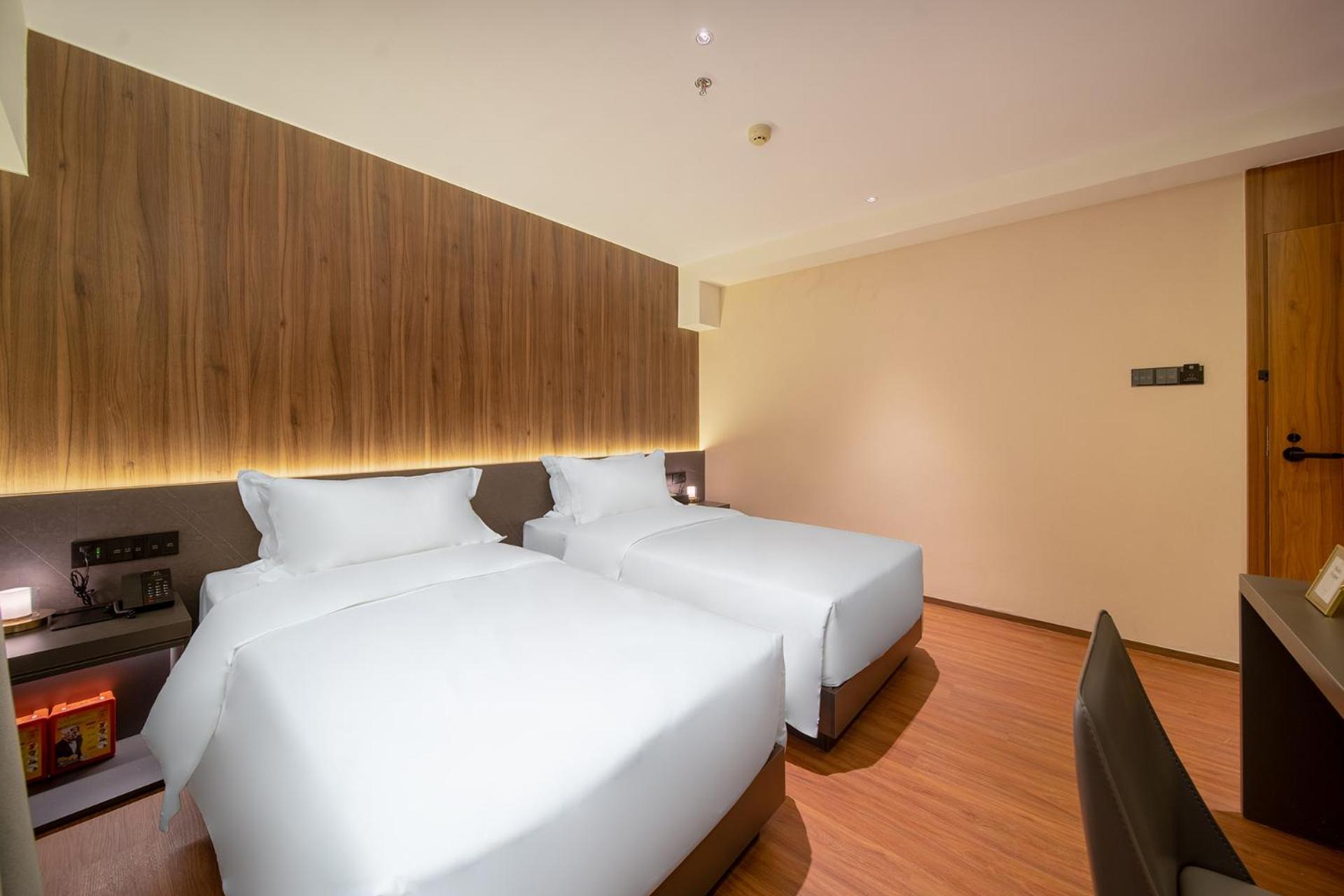 Comfort Twin Room