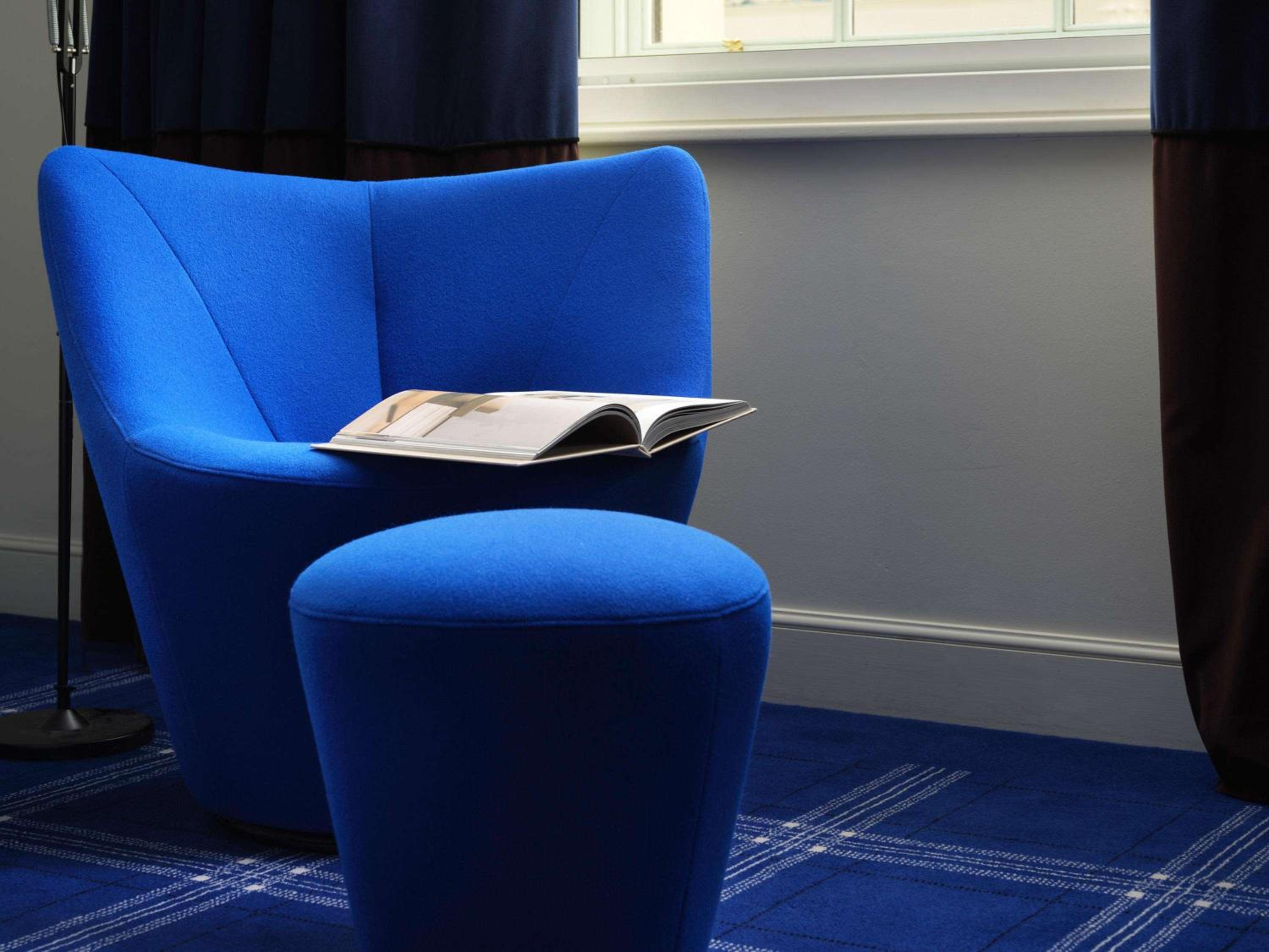 Premium Luxury King Room with Waterloo Place or Pall Mall View photo 2