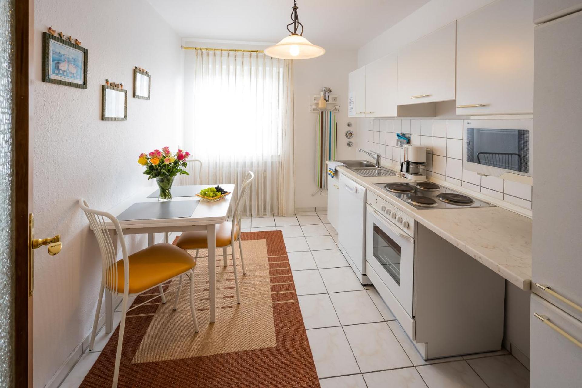 Two-Bedroom Apartment - Photo 6