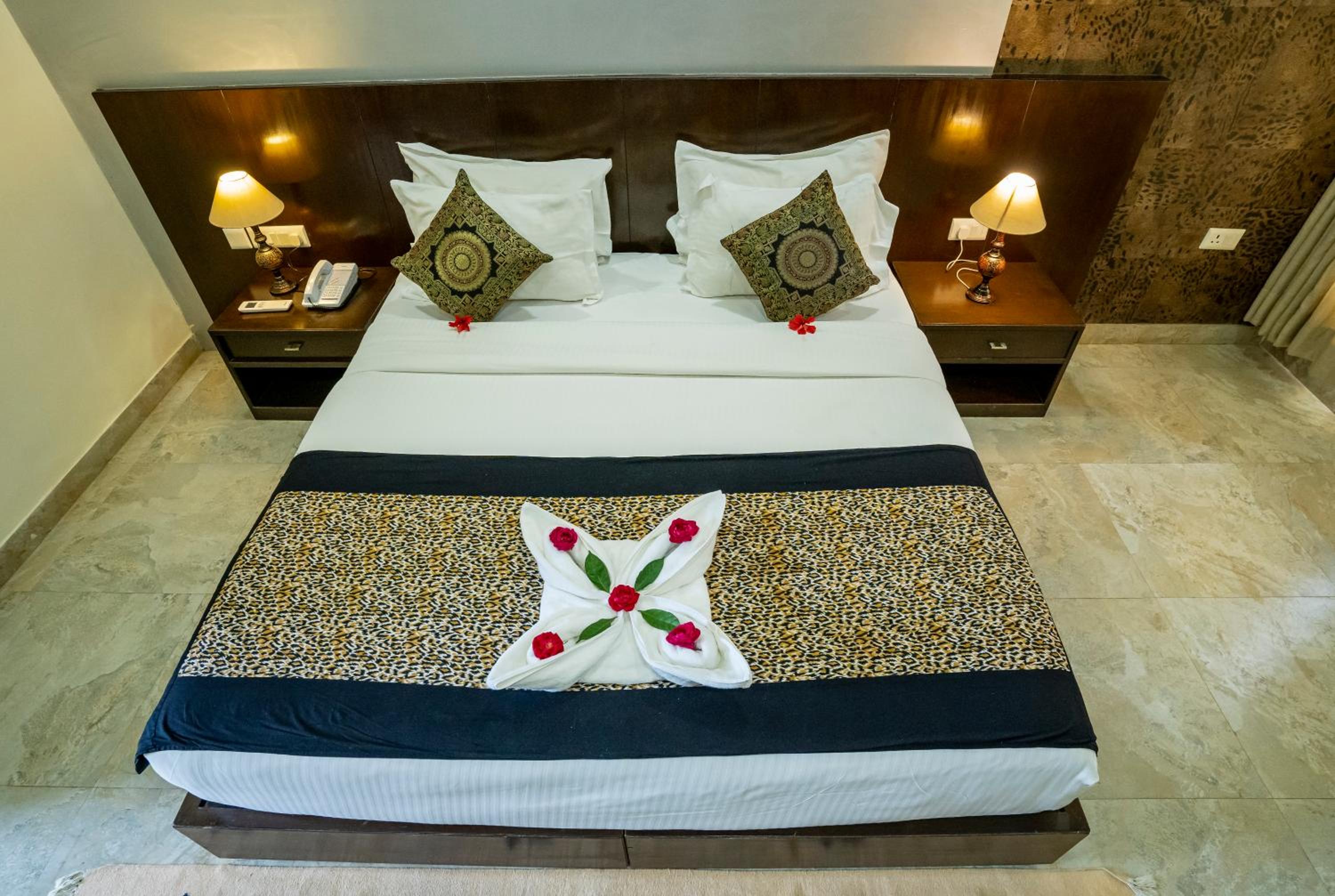 Deluxe Room - Photo 5