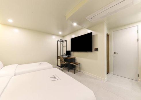 Deluxe Twin Room photo 3