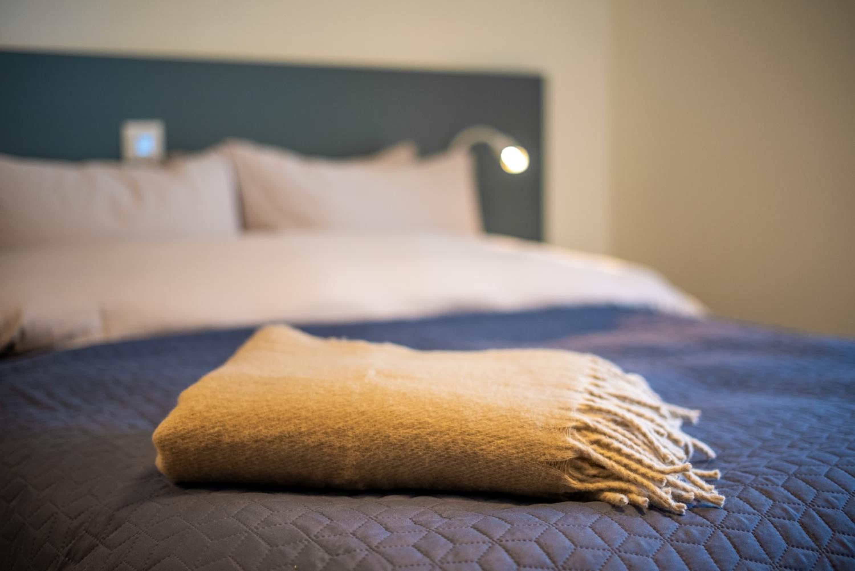 Double or Twin Room with Sea View - Photo 7