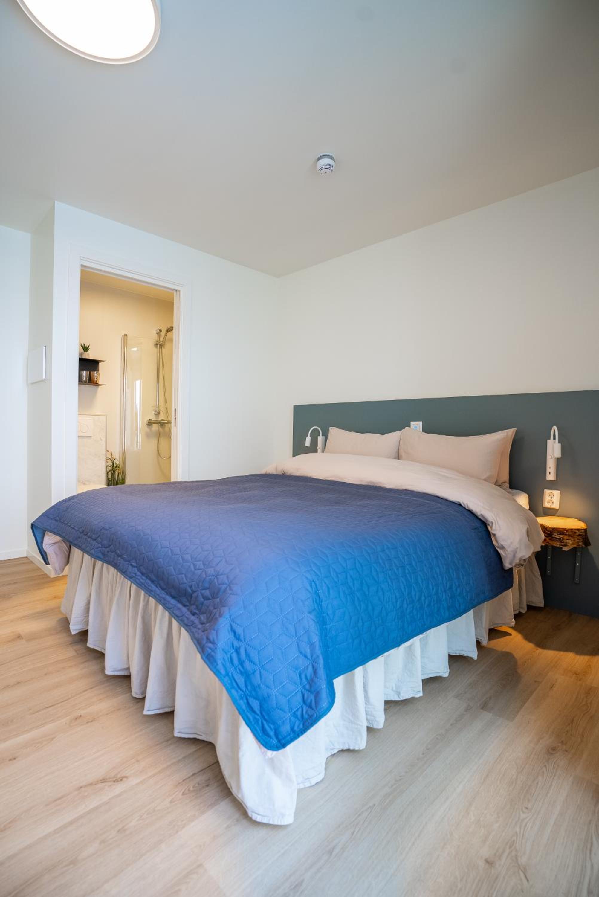 Double or Twin Room with Sea View - Photo 15